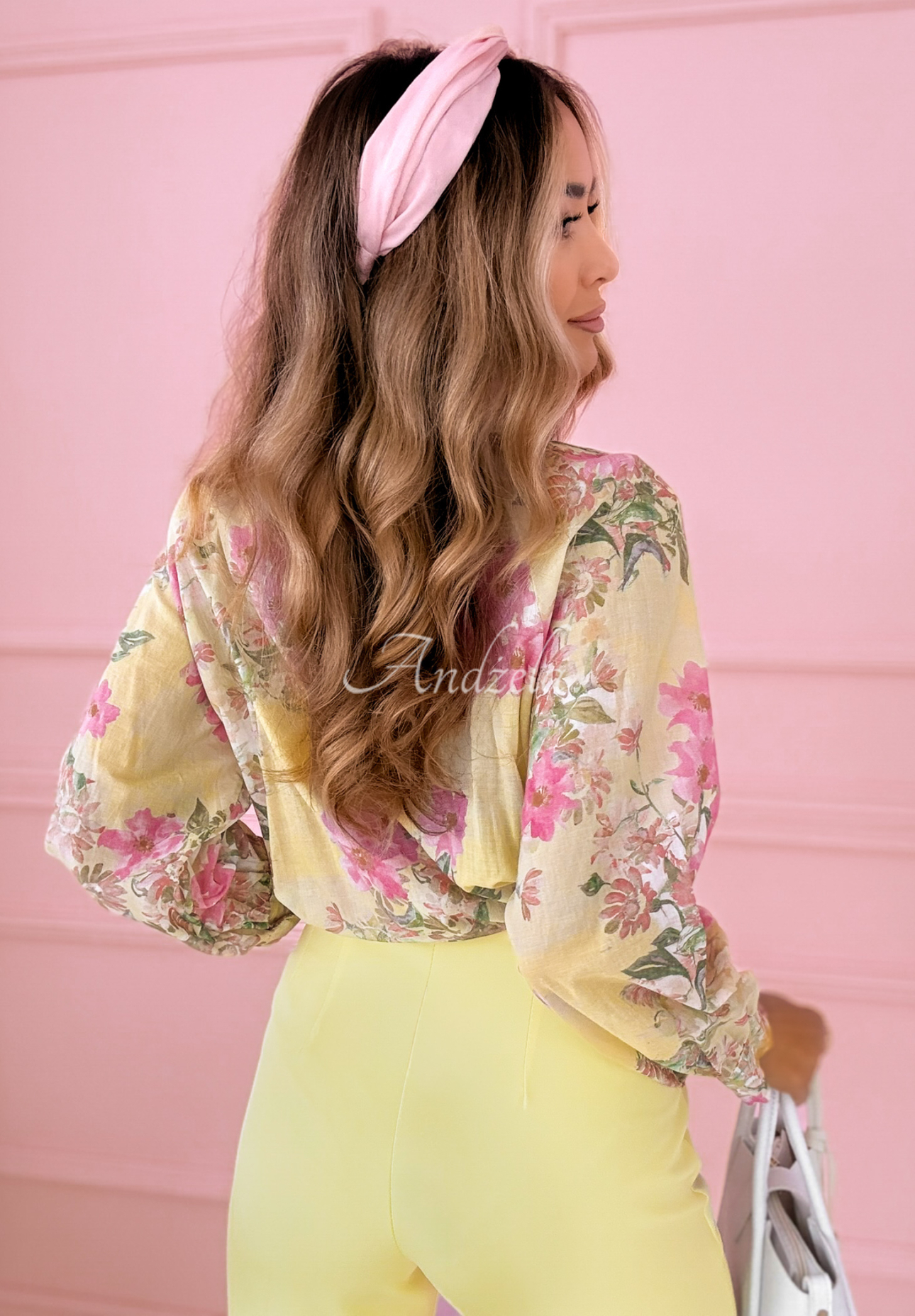 Bavlněná květovaná halenka se stojáčkem Flower Blossoms žluto-růžová