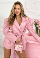 Skórzana Sako z szerokimi ramionami i paskiem Aveline černá