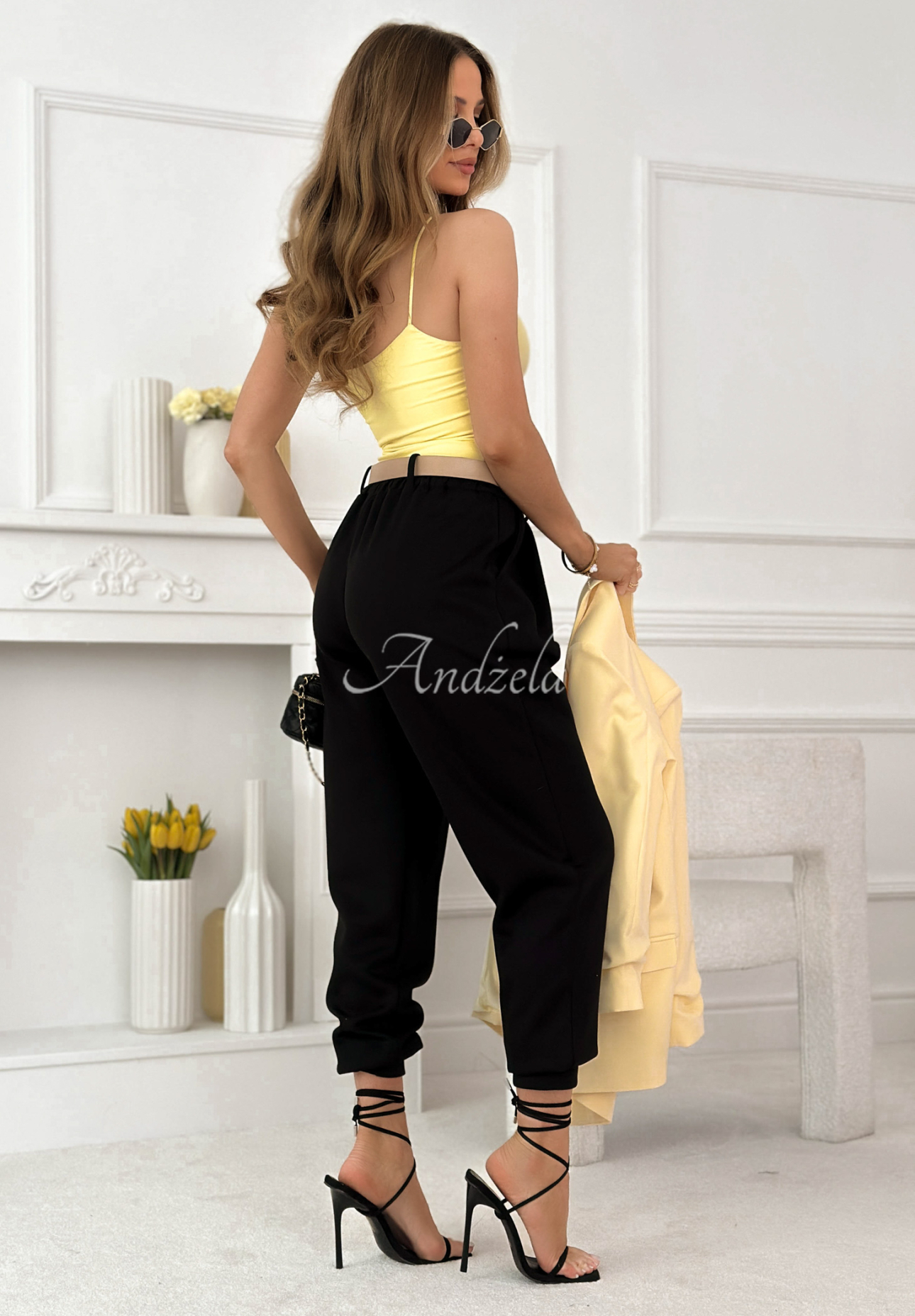 Viskózové jogger kalhoty s páskem I Chose It černé