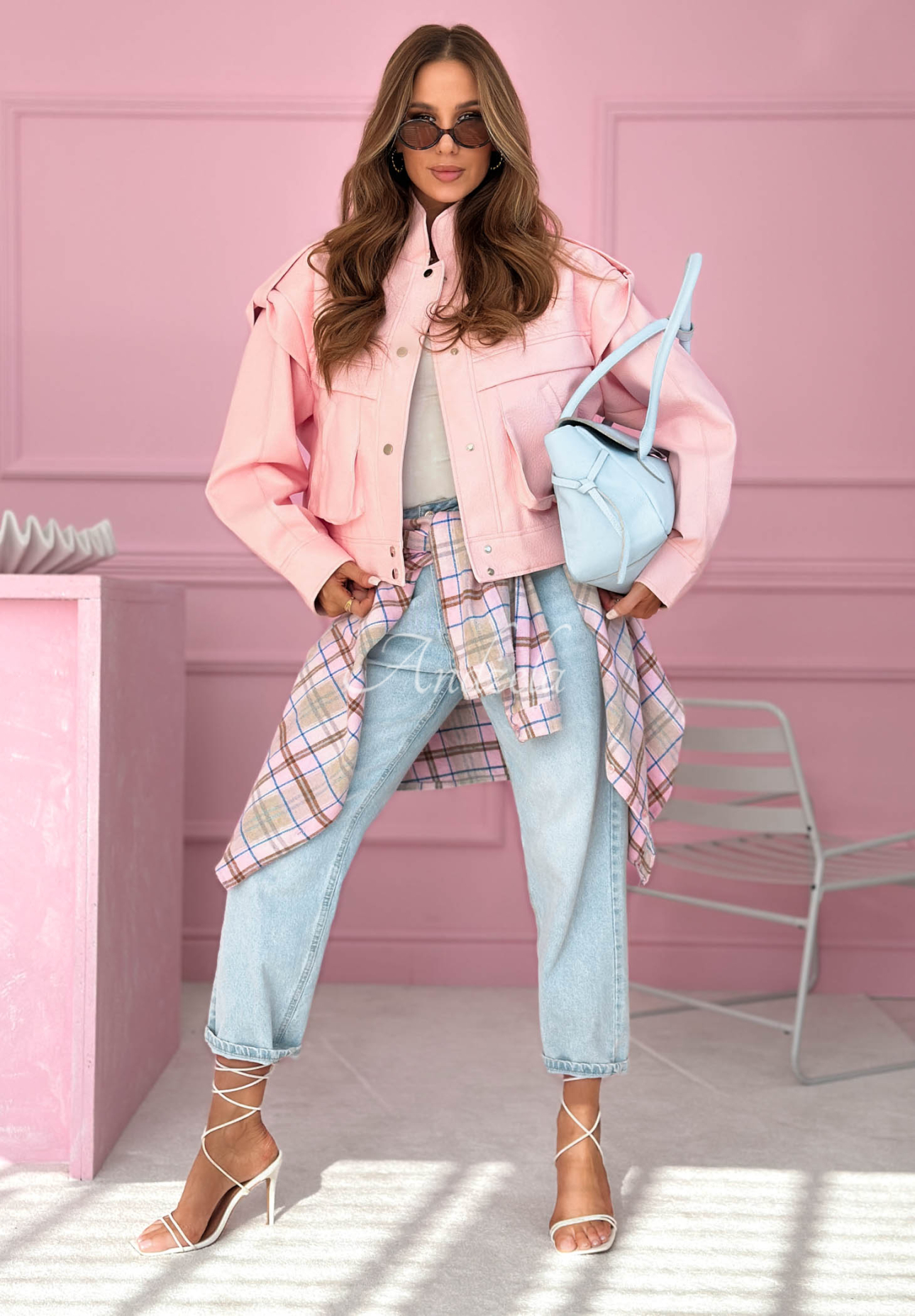 Krátká kožená bunda s límečkem Jolie růžová