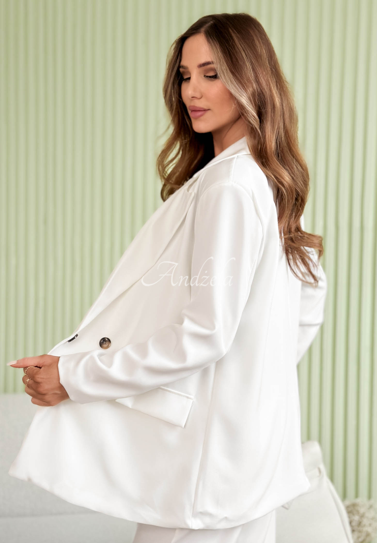 Elegantní dvouřadé sako s límcem Cordelia ecru