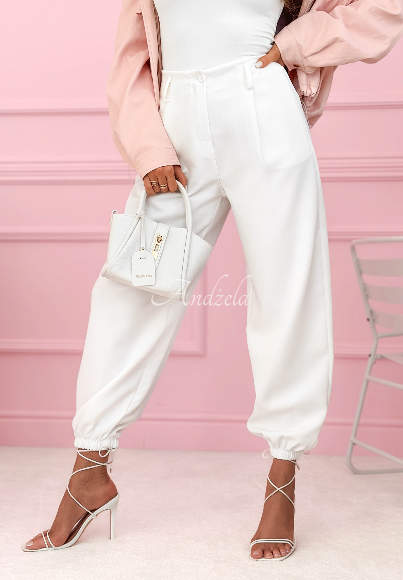 Kalhoty se stahovacími lemy If You Want ecru