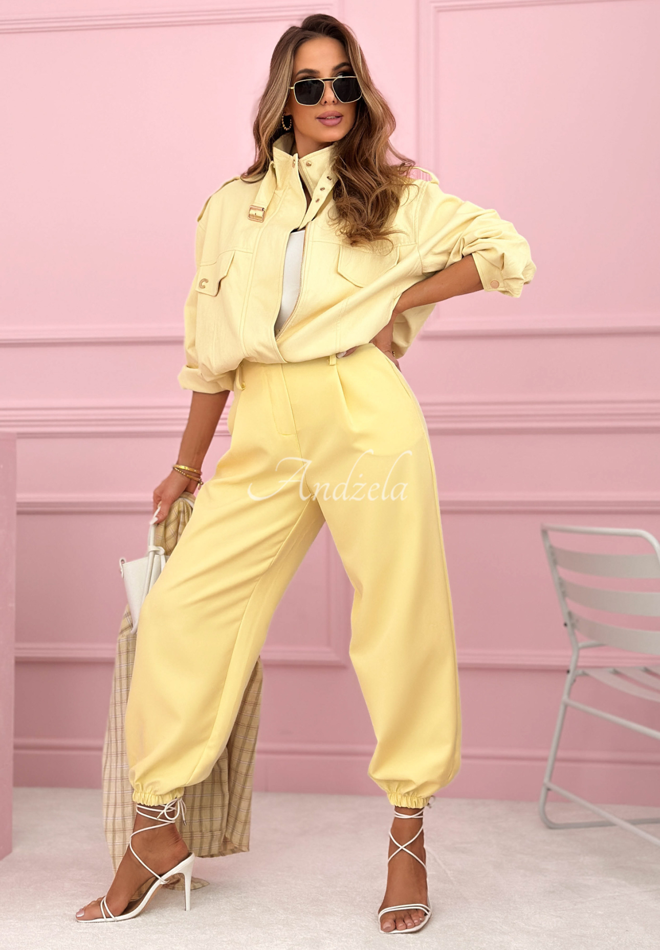 Kalhoty se stahovacími lemy If You Want žluté