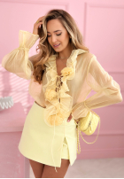 Halenka z ozdobnym żabotem i falbankami Be Faithful ecru