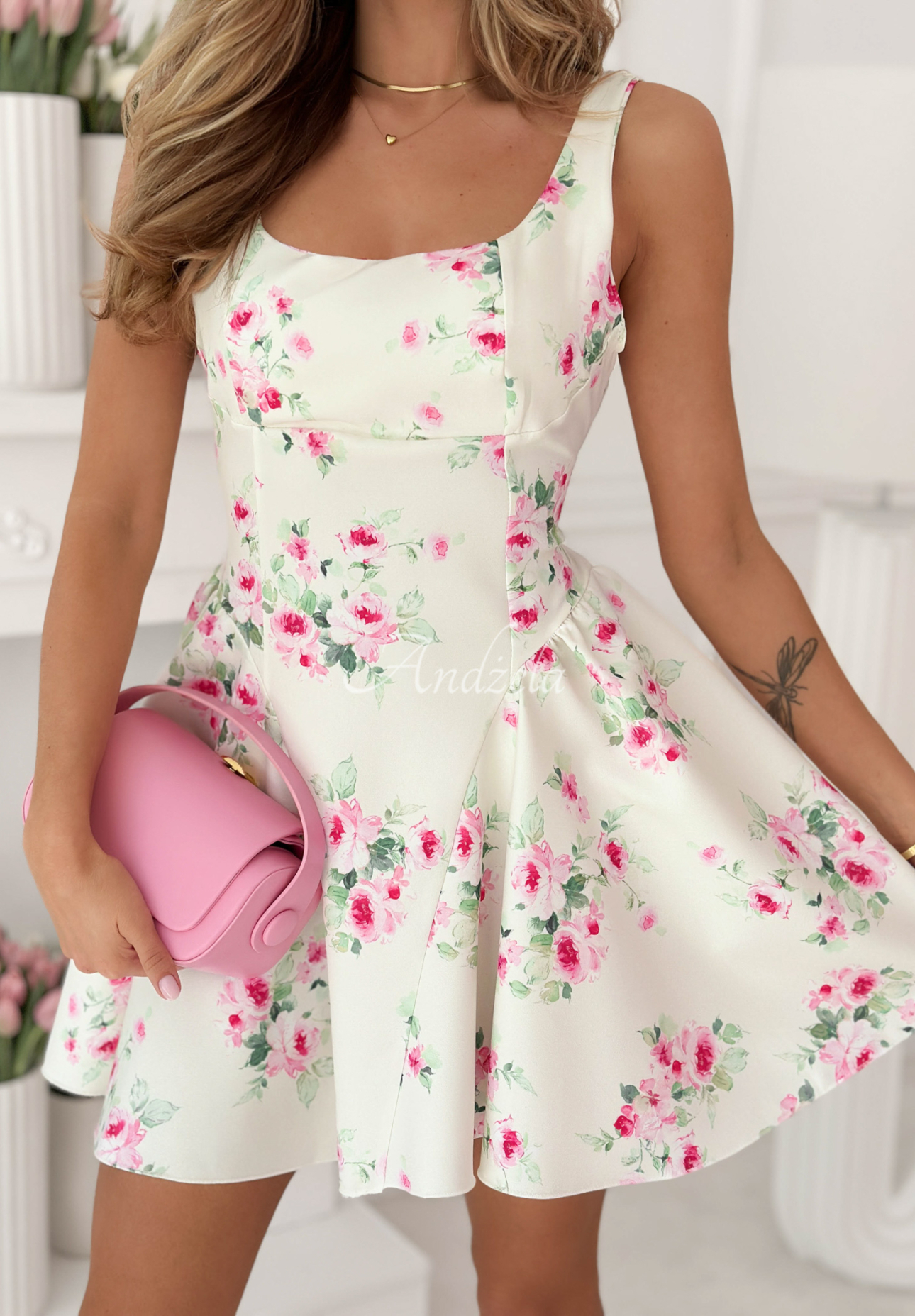 Rozšířené mini šaty na ramínka Belladonna ecru