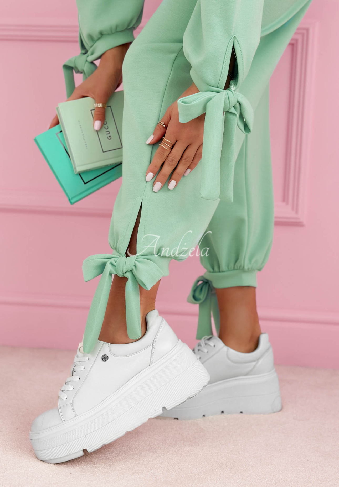 Viskózová tepláková souprava Peyton pistáciový