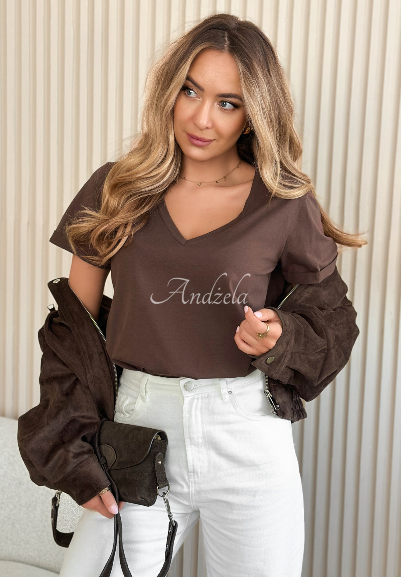 Bavlněné tričko s výstřihem Mariella čokoládový