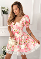 Kwiecista Šaty z bufkami i koronką Clementine žlutá