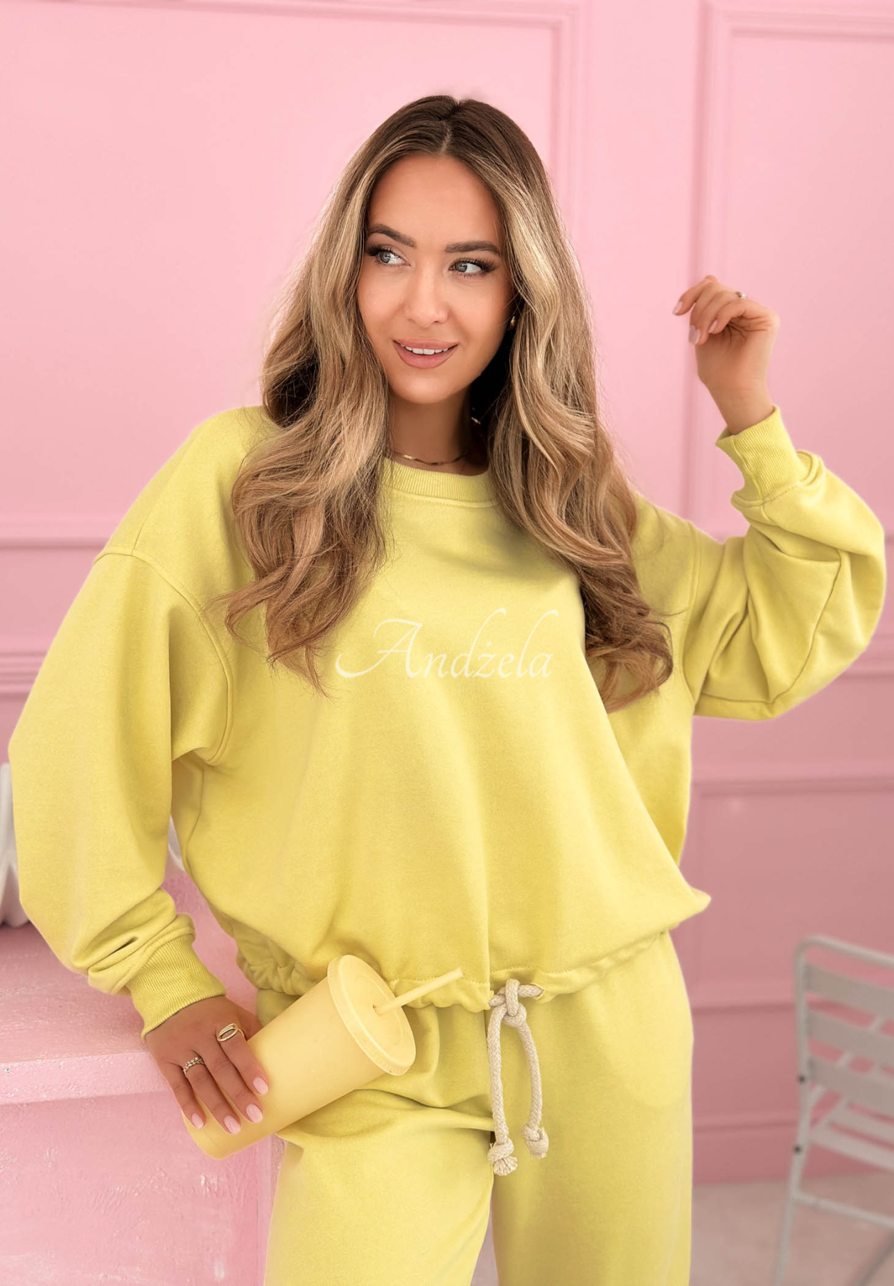 Bavlněná tepláková souprava mikina a kalhoty Denise banánový