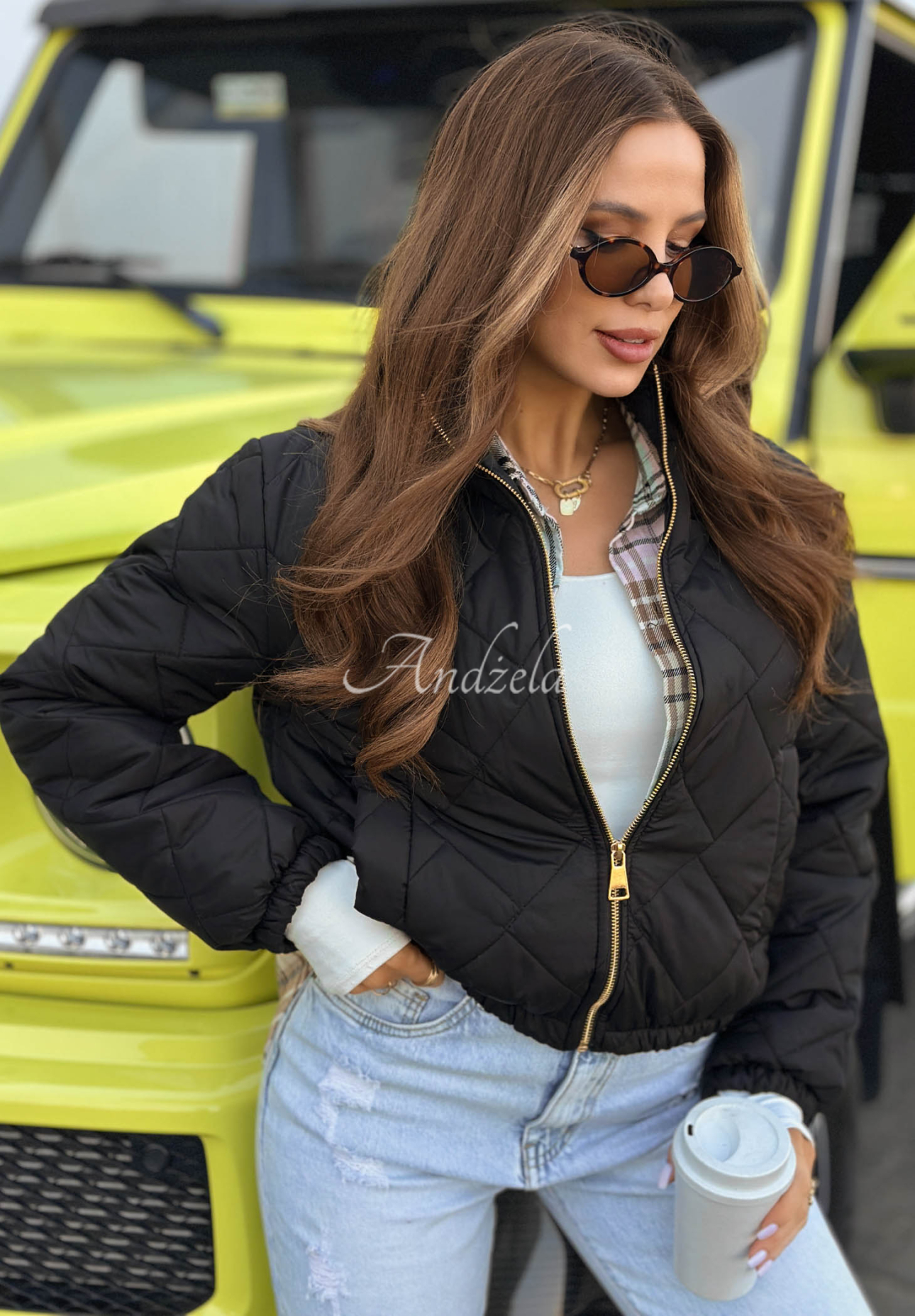 Krátká prošívaná bunda Mirella černá