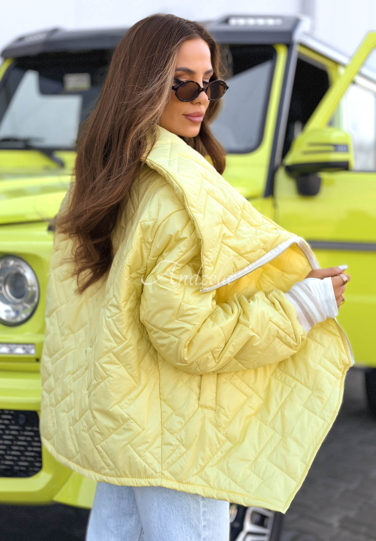 Prošívaná bunda s límcem Where Are We žlutá