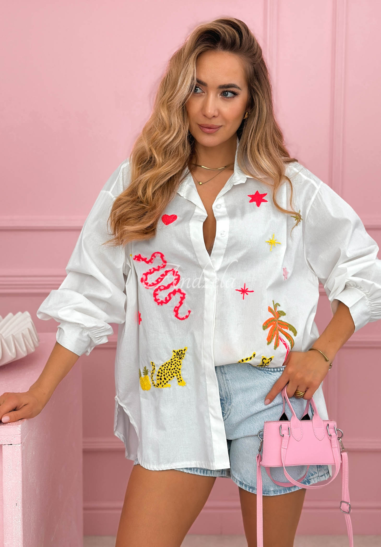 Bavlněná košile s barevnými nášivkami Jungle Life Bílá