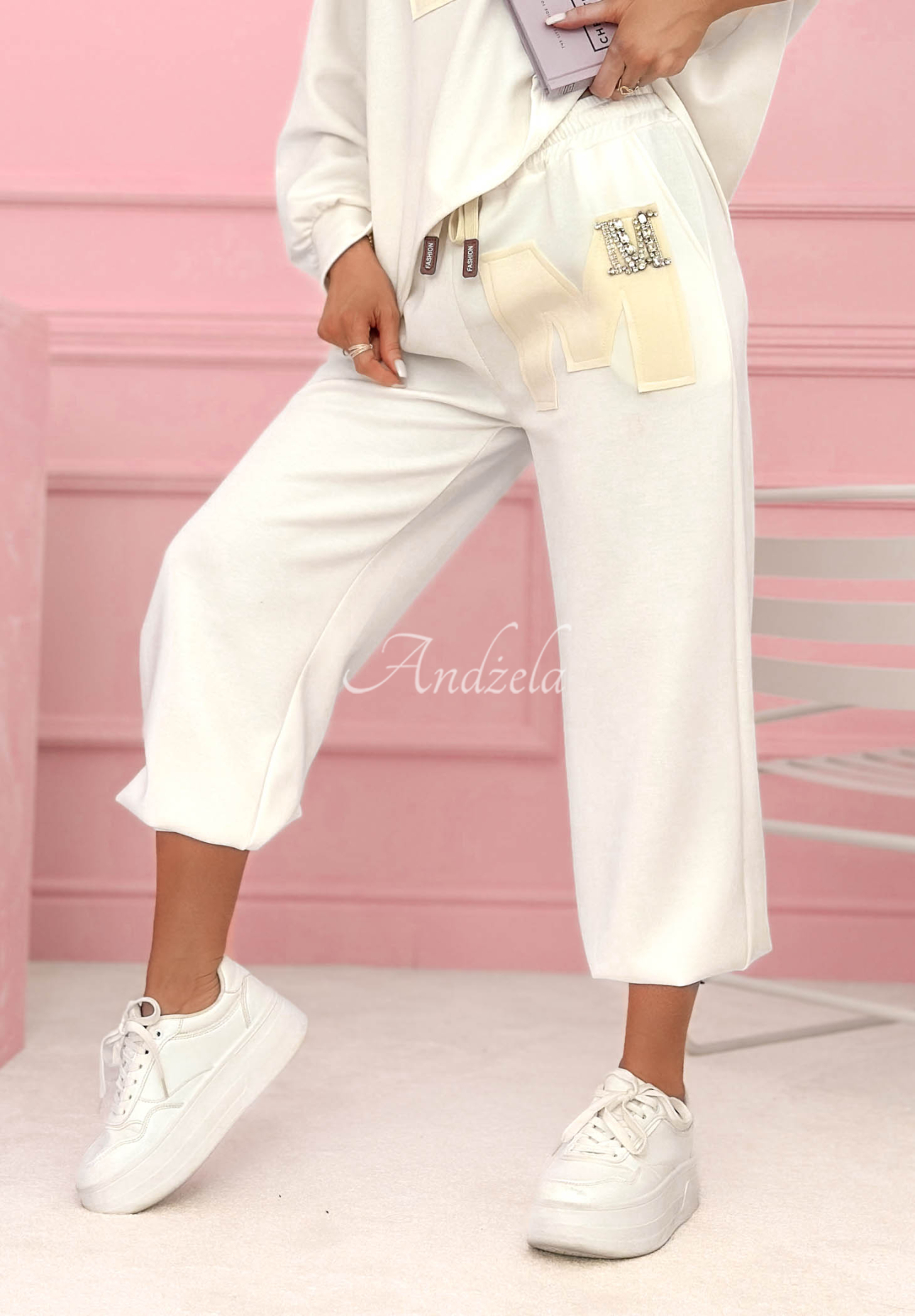 Viskózové tepláky Mastermind ecru