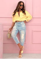 Kalhoty džínové  mom fit z naszywkami Place Like This modré