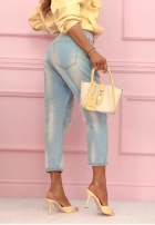 Kalhoty džínové  mom fit z naszywkami Place Like This modré