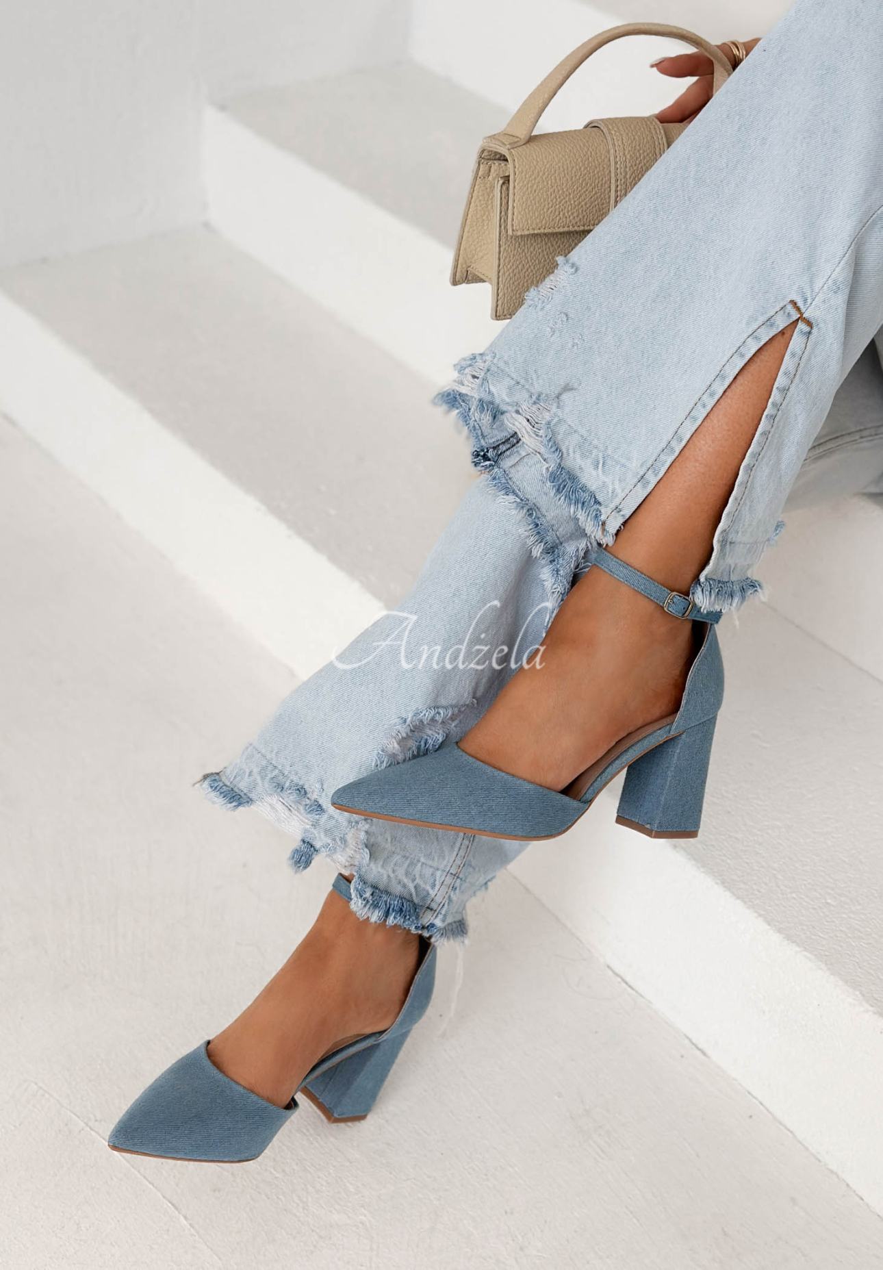 Džínové sandálky na podpatku Nefertiti modré