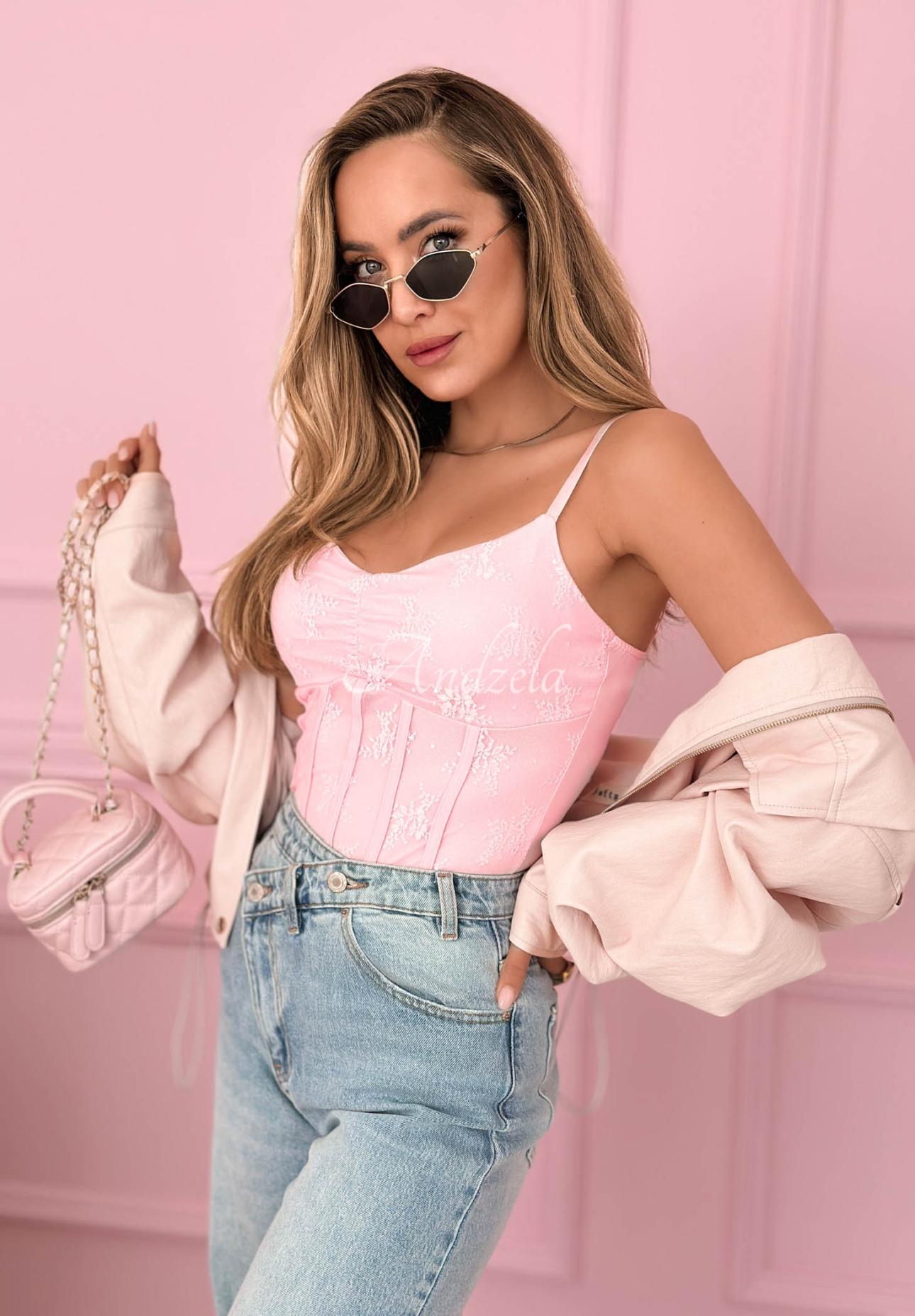 Korzetový top na ramínka Hello Beautiful pudrová růžová