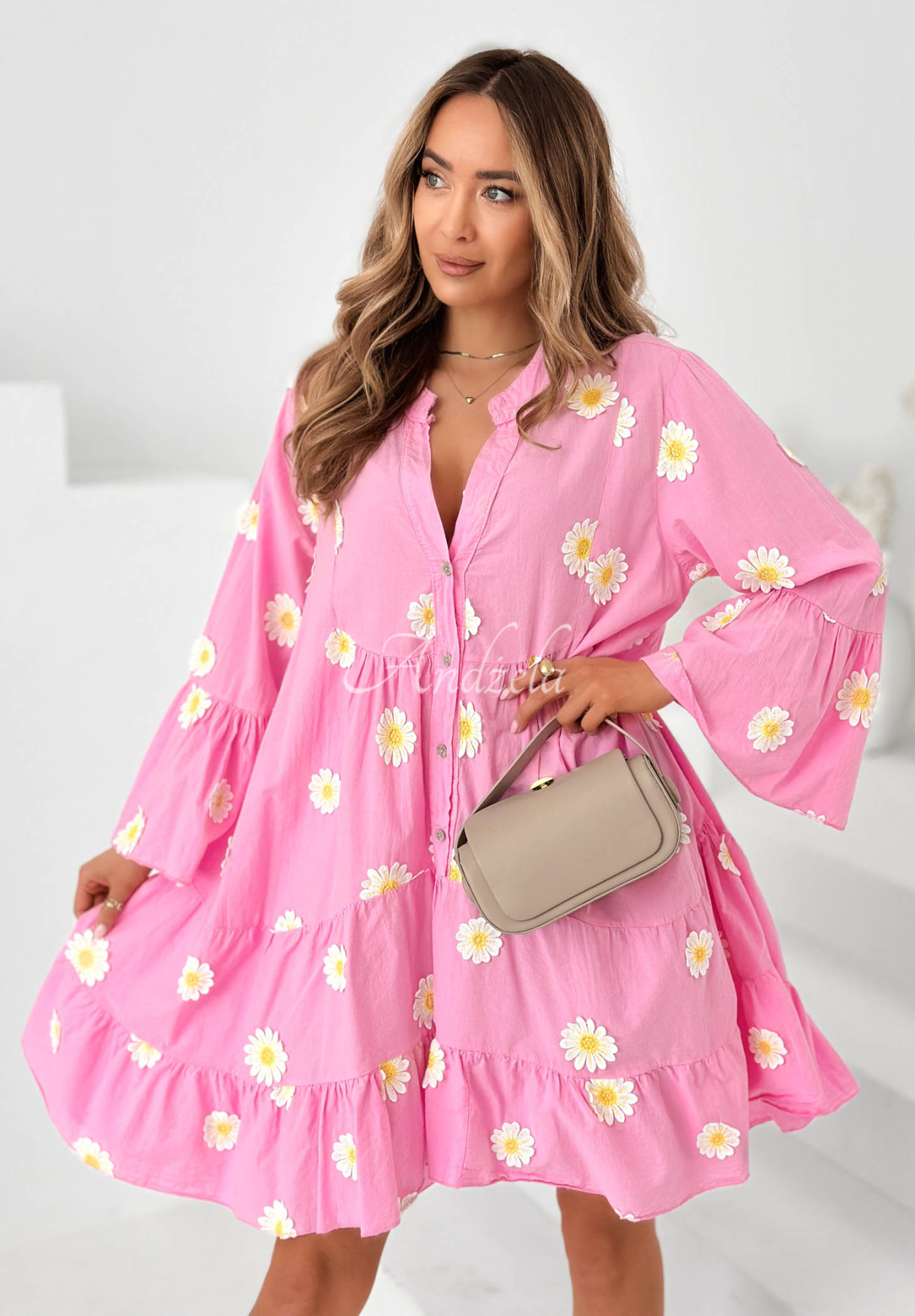 Bavlněné šaty s volánky a květinovými nášivkami Cute Daisy růžová