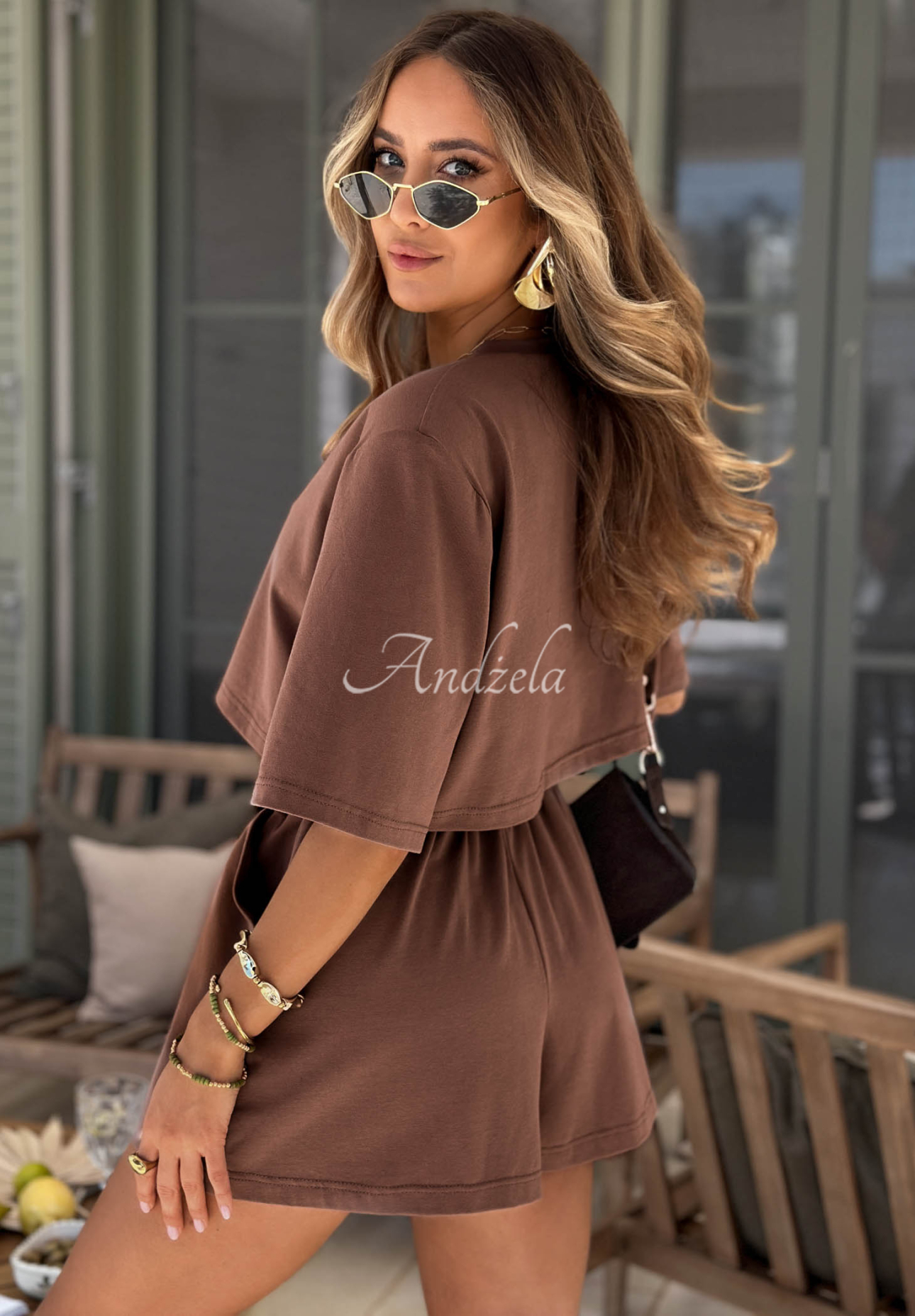 Bavlněné tričko s vycpávkami Viva Oliva čokoládový