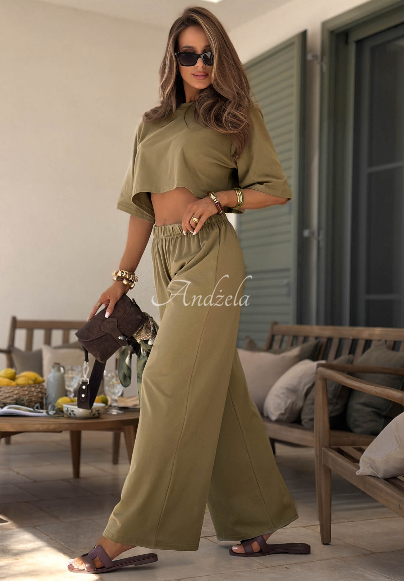 Bavlněné teplákové kalhoty wide leg Viva Oliva olivové