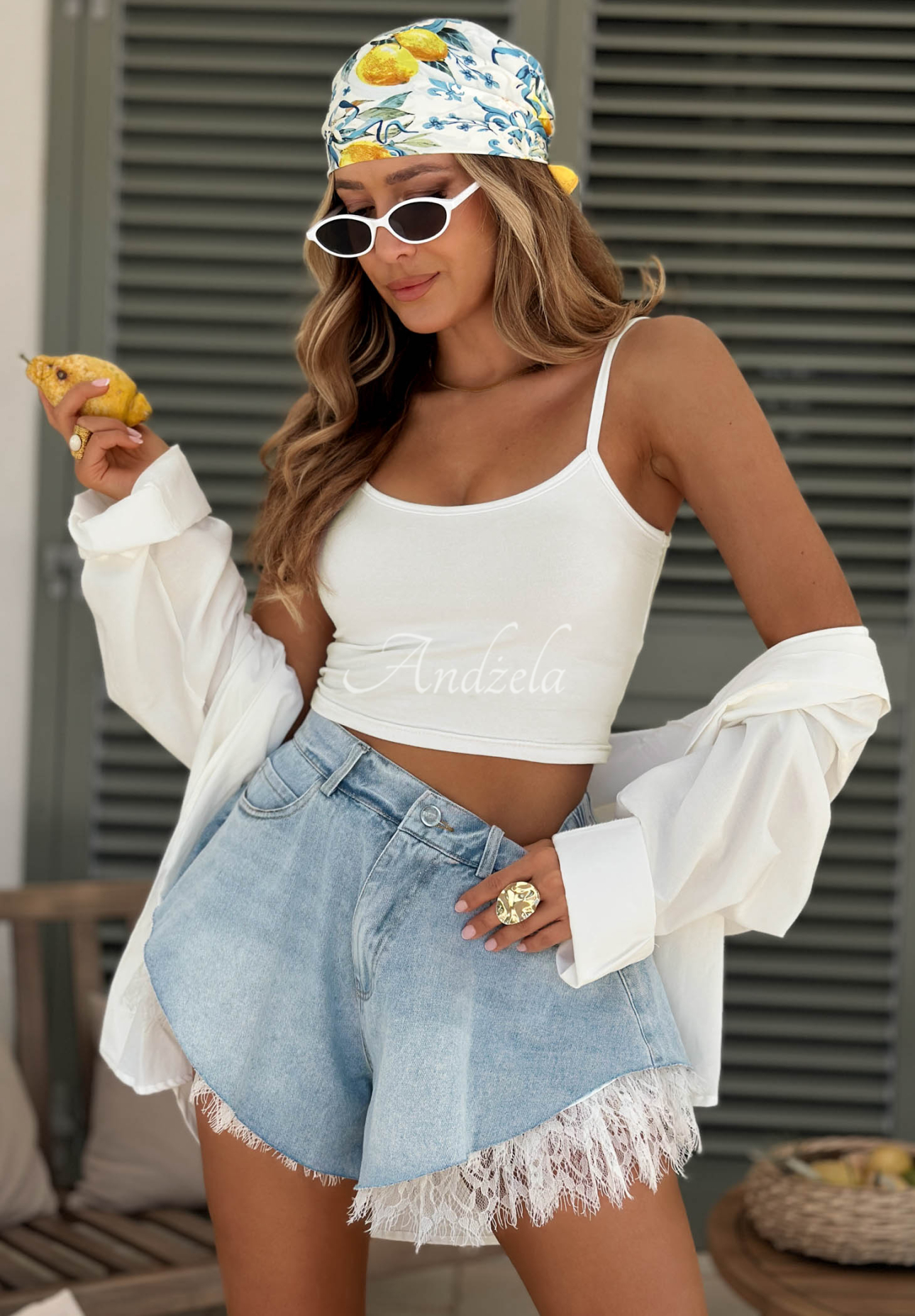 Džínové šortky s krajkou Palm Sugar světle modré