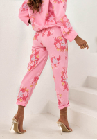 Kwieciste Kalhoty mom fit z paskiem Olive béžové