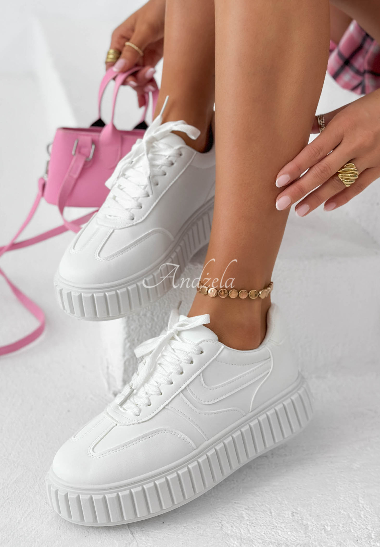 Tenisky Pretty Walks bílé