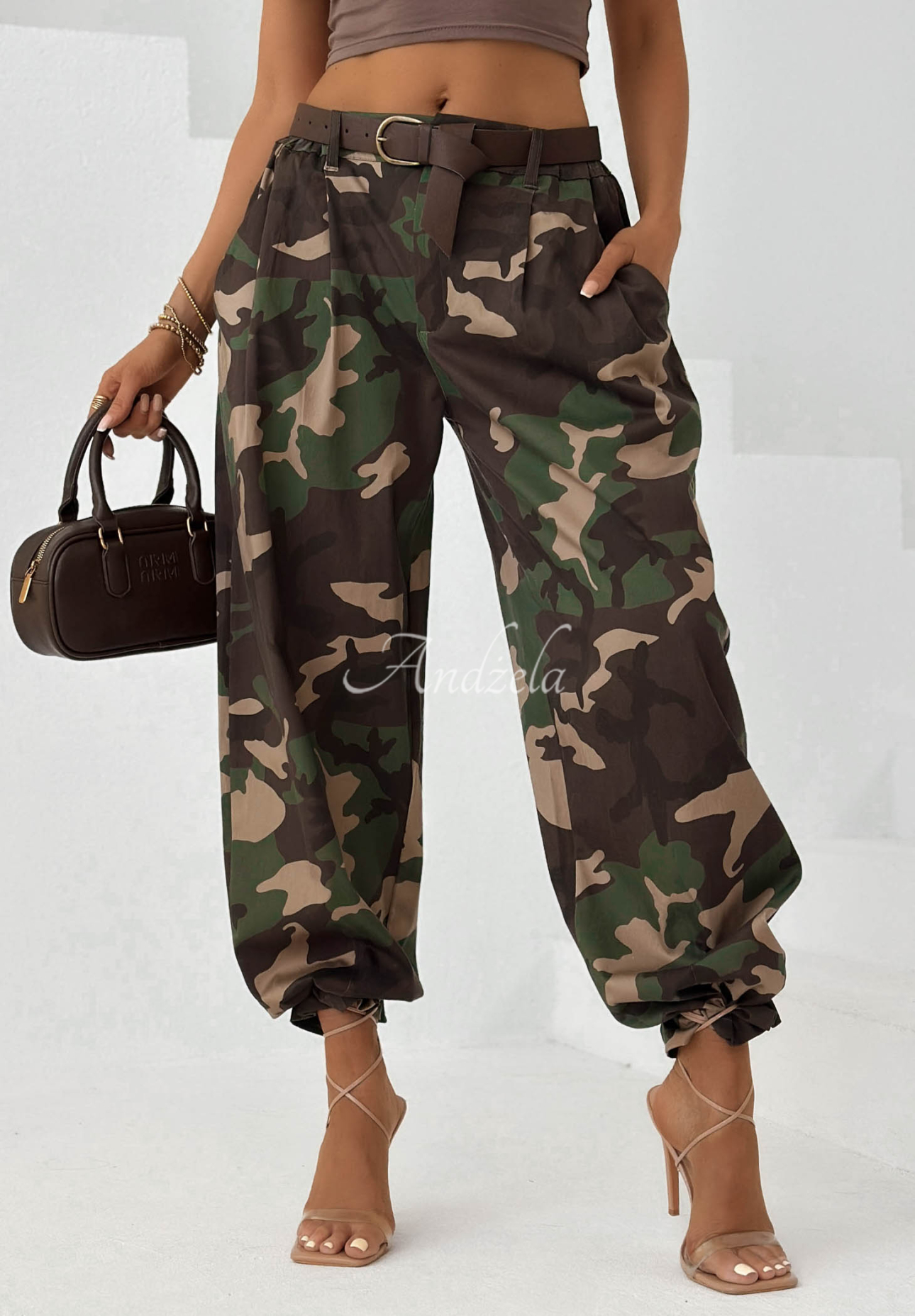 Látkové balloon kalhoty z lyocellu moro Camo Charm khaki