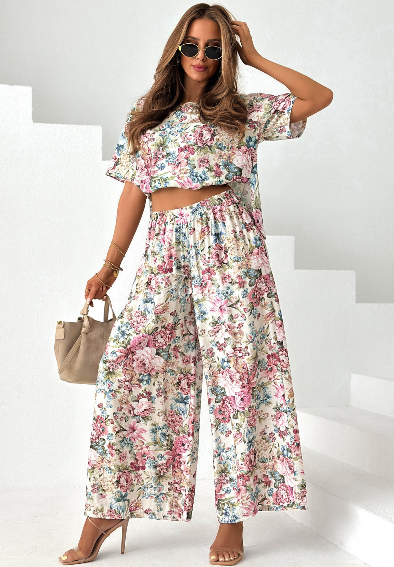 Bavlněné tričko s květy Flora Amora béžový