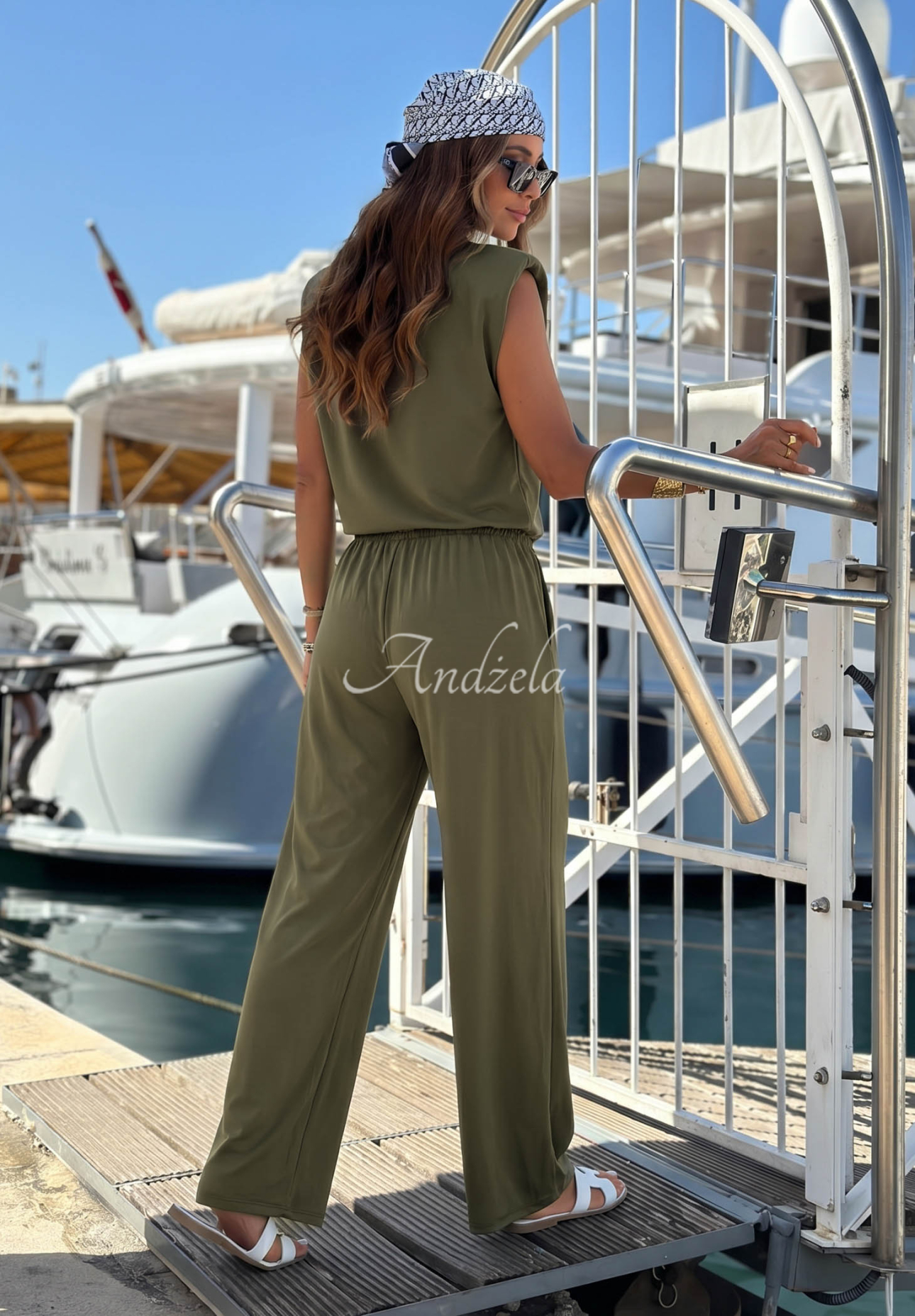 Souprava halenka s uzlem a kalhoty wide leg z lyocellu Basic Sun khaki