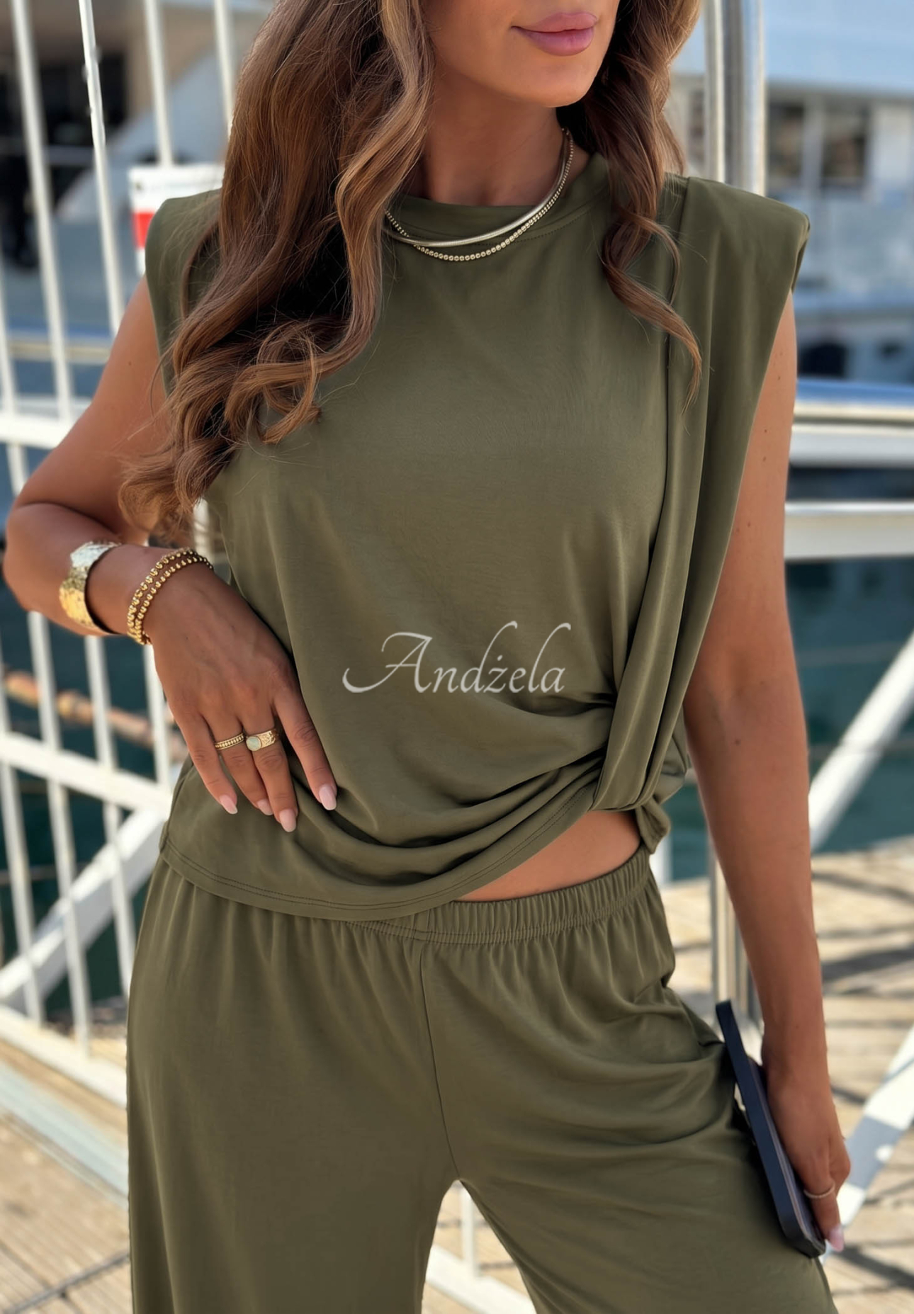 Souprava halenka s uzlem a kalhoty wide leg z lyocellu Basic Sun khaki