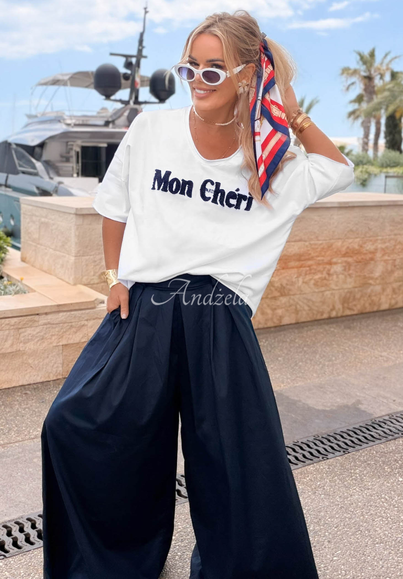 Bavlněné tričko s nápisem Mon Cheri Paris bílo-tmavě modré