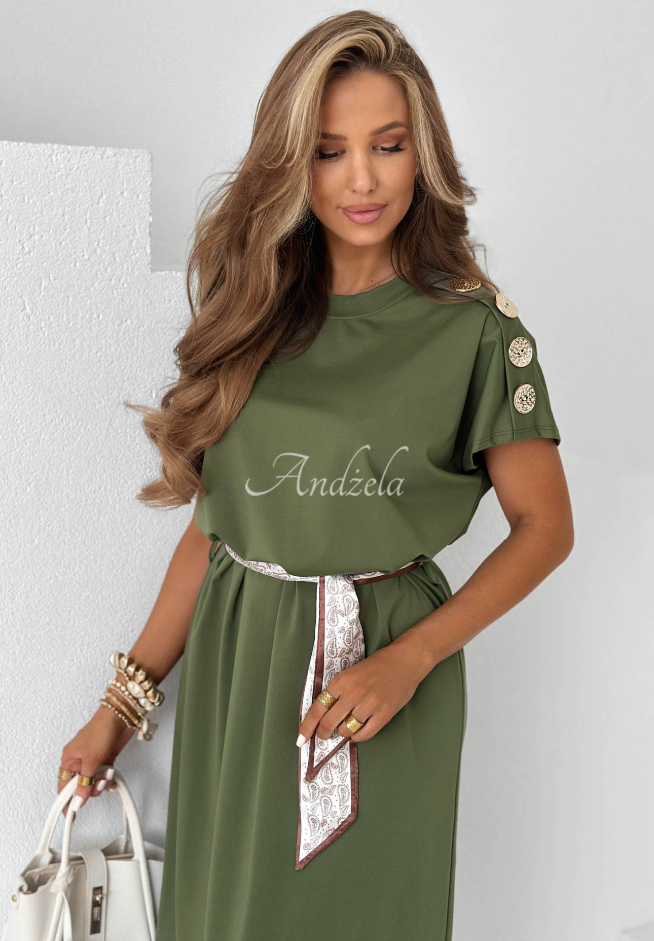 Viskózové midi šaty se šátkem a ozdobnými knoflíky Sailor Charm khaki