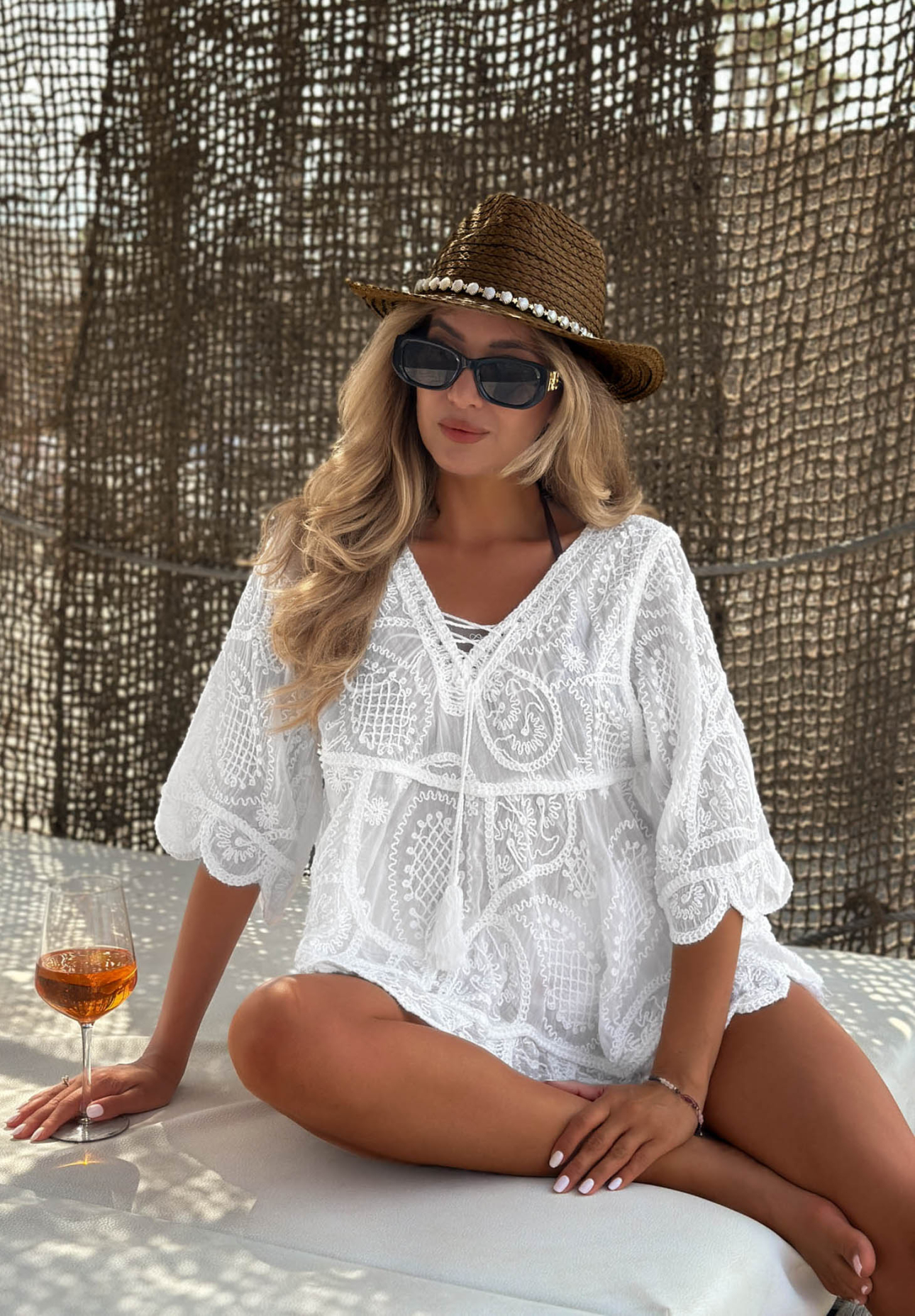 Vyšívaná boho halenka z bavlny s vázáním Lagoon Light Bílá