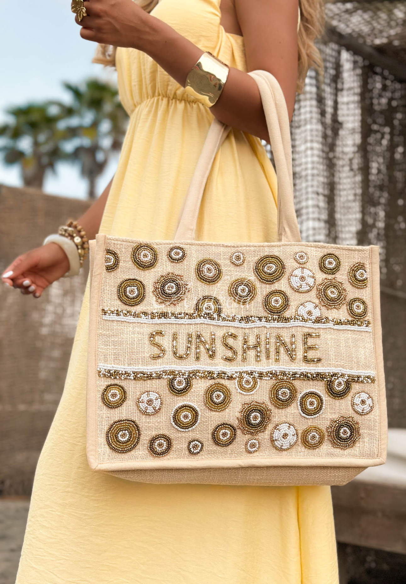 Pletená kabelka vyšívaná korálky boho Sunshine Beads béžová