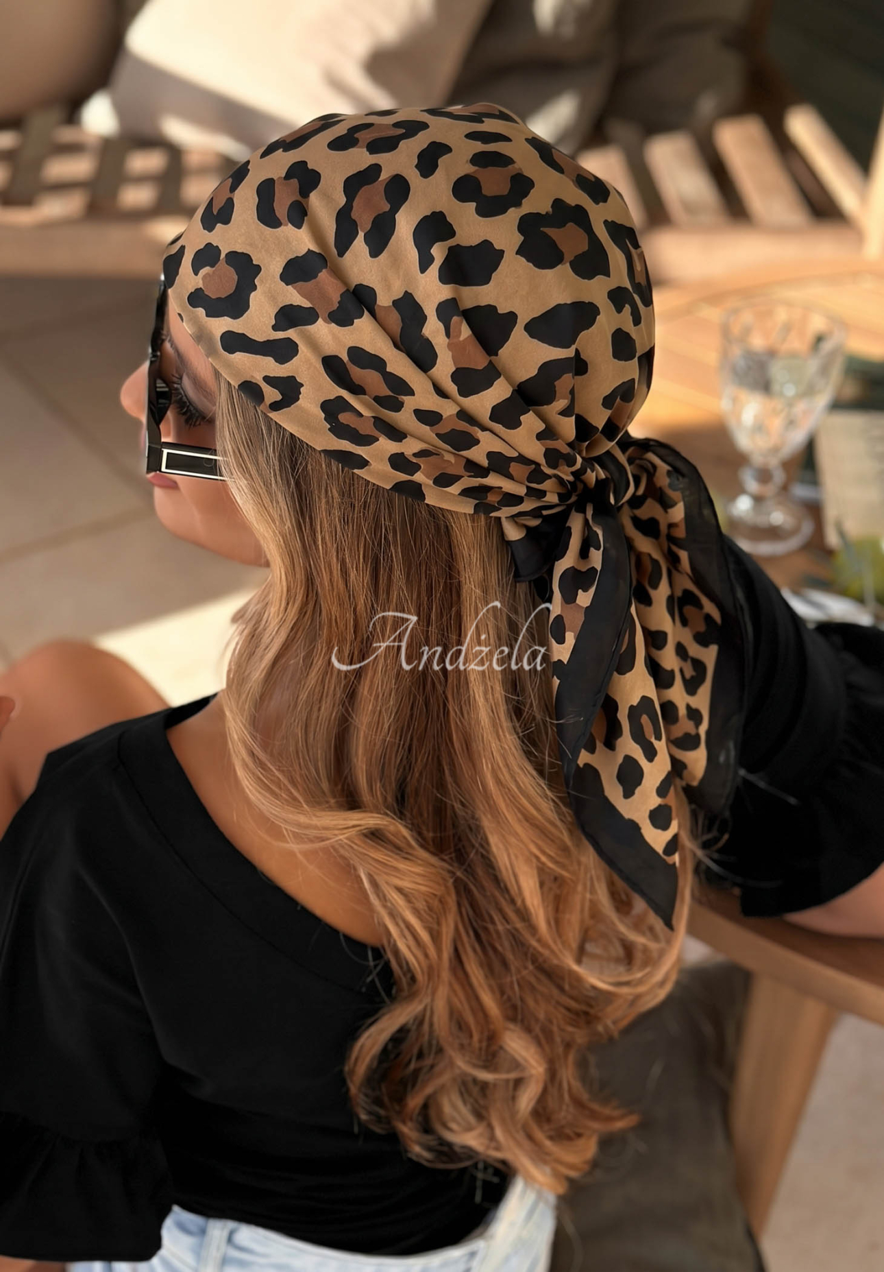 Vzorovaný šátek s leopardím vzorem z viskózy Leopard Print velbloudí