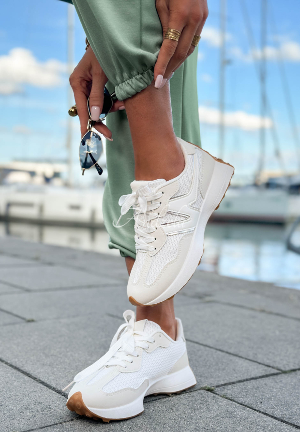 Sneakersy Find Your Way b&iacute;l&eacute;