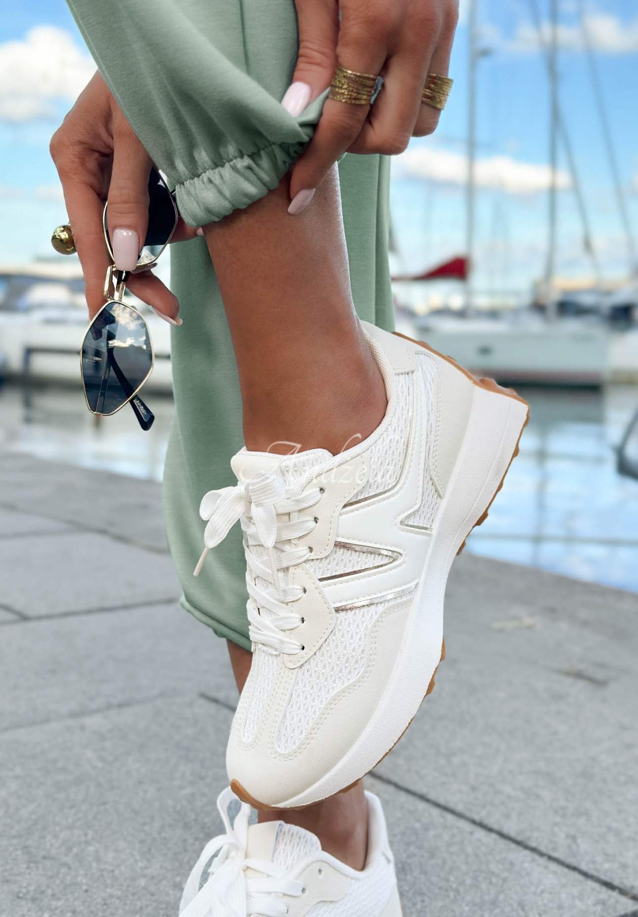 Sneakersy Find Your Way bílé