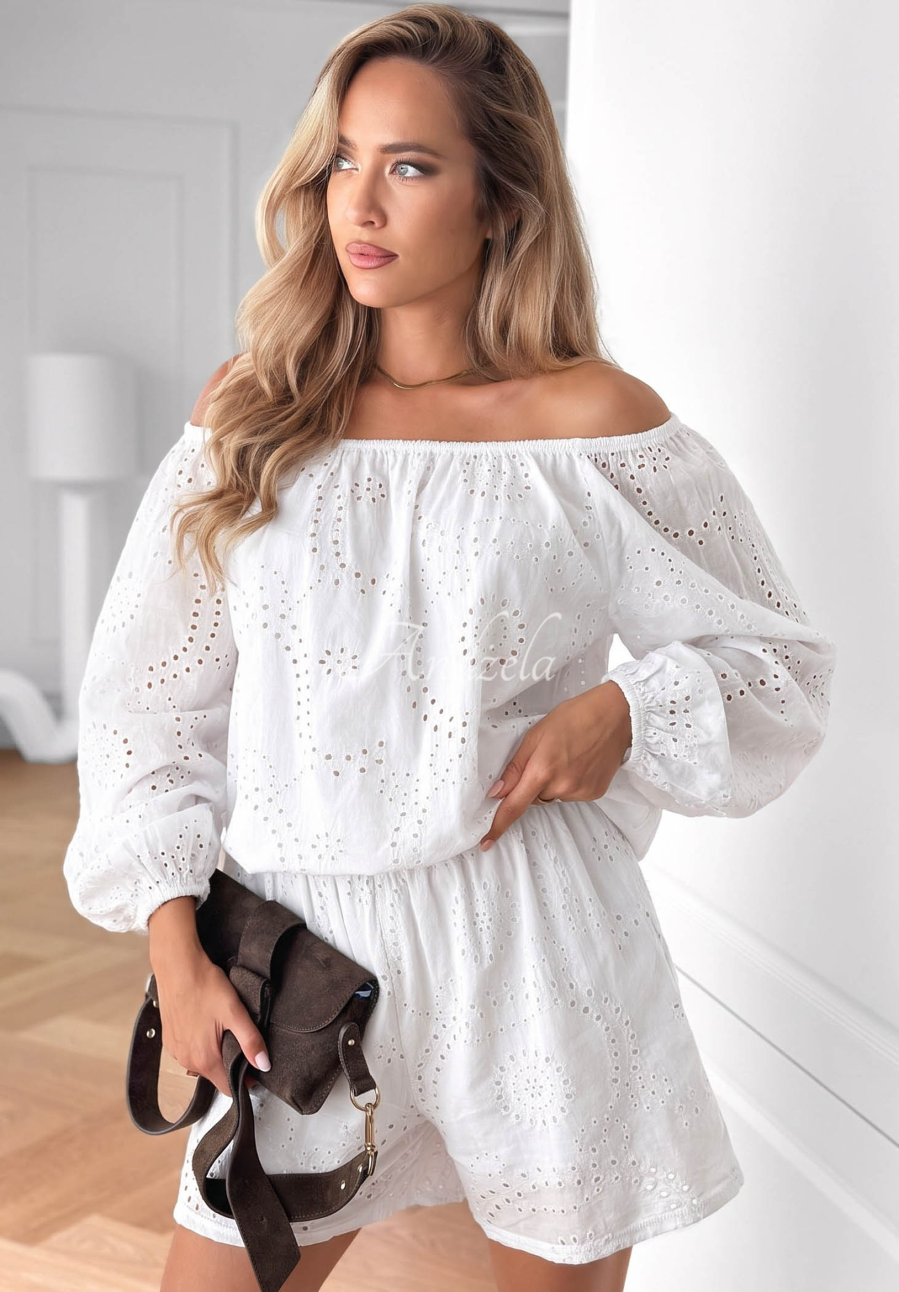 Ažurová bavlněná souprava halenka španělka a krátké šortky Sunset Charm Bílá