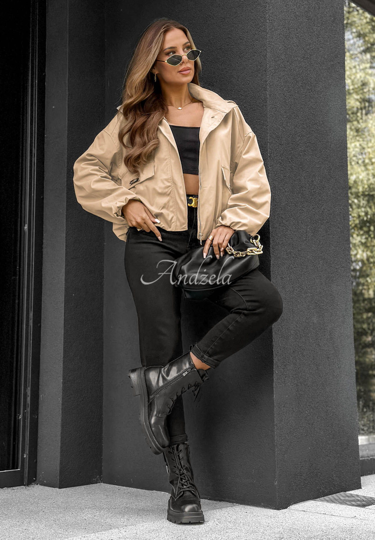 Krátká bunda bomber s kapucí Street Chic béžová