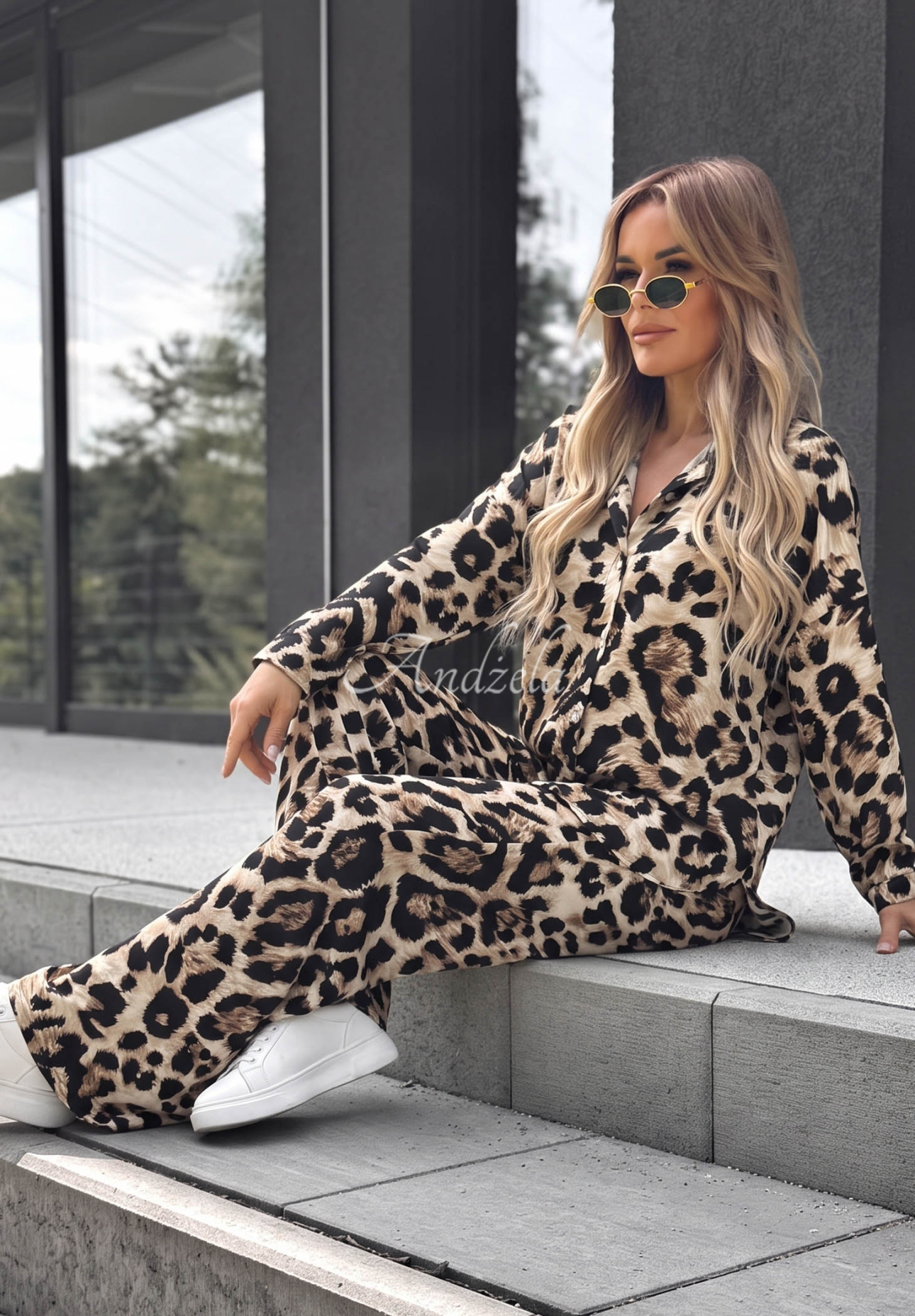 Viskózová souprava košile a kalhot wide leg s leopardím vzorem Summer Panther béžovo-černá