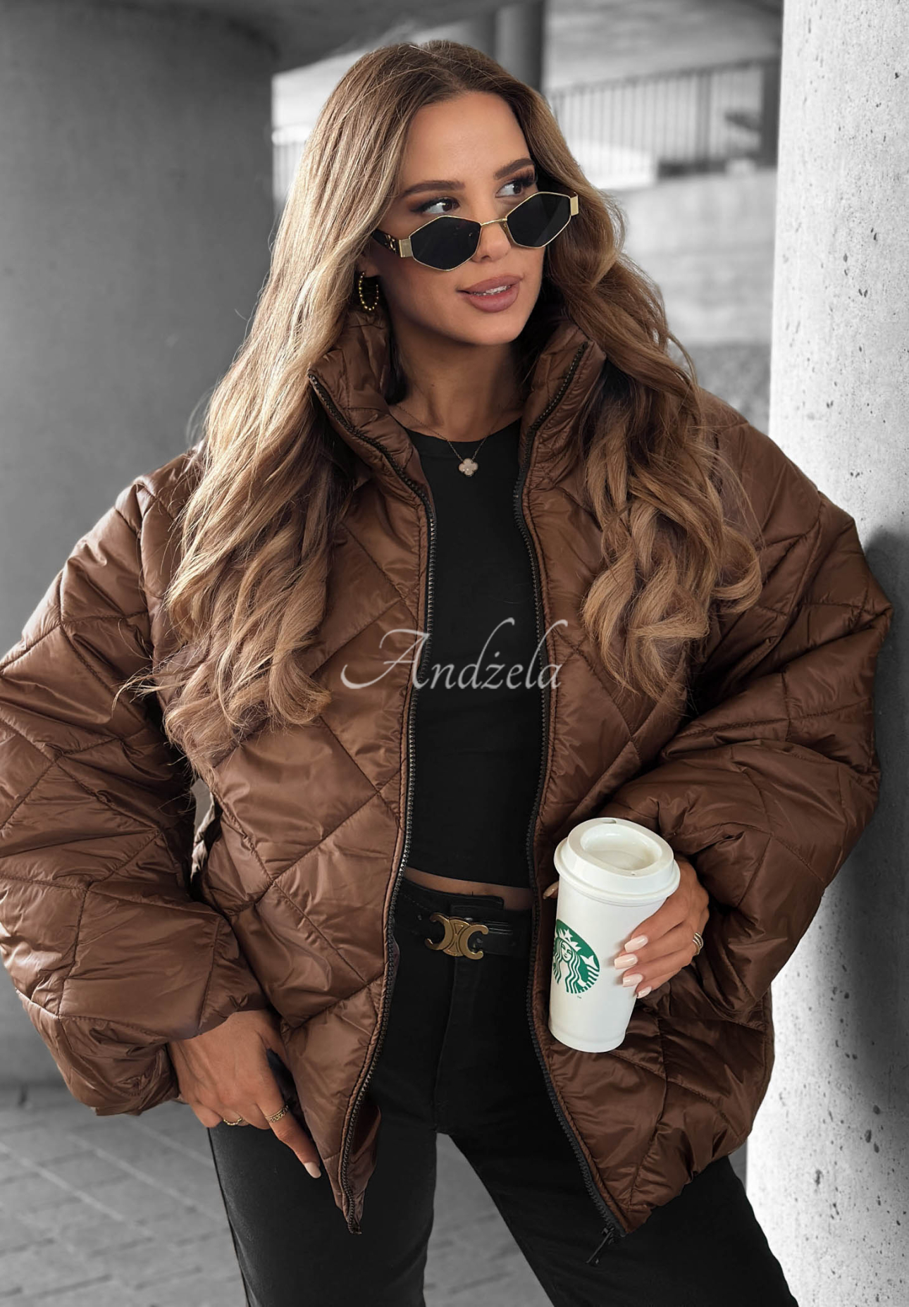 Krátká prošívaná oversize bunda Fall Favorites čokoládová