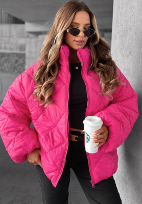Kr&aacute;tk&aacute; pro&scaron;&iacute;van&aacute; oversize bunda Fall Favorites růžov&aacute;