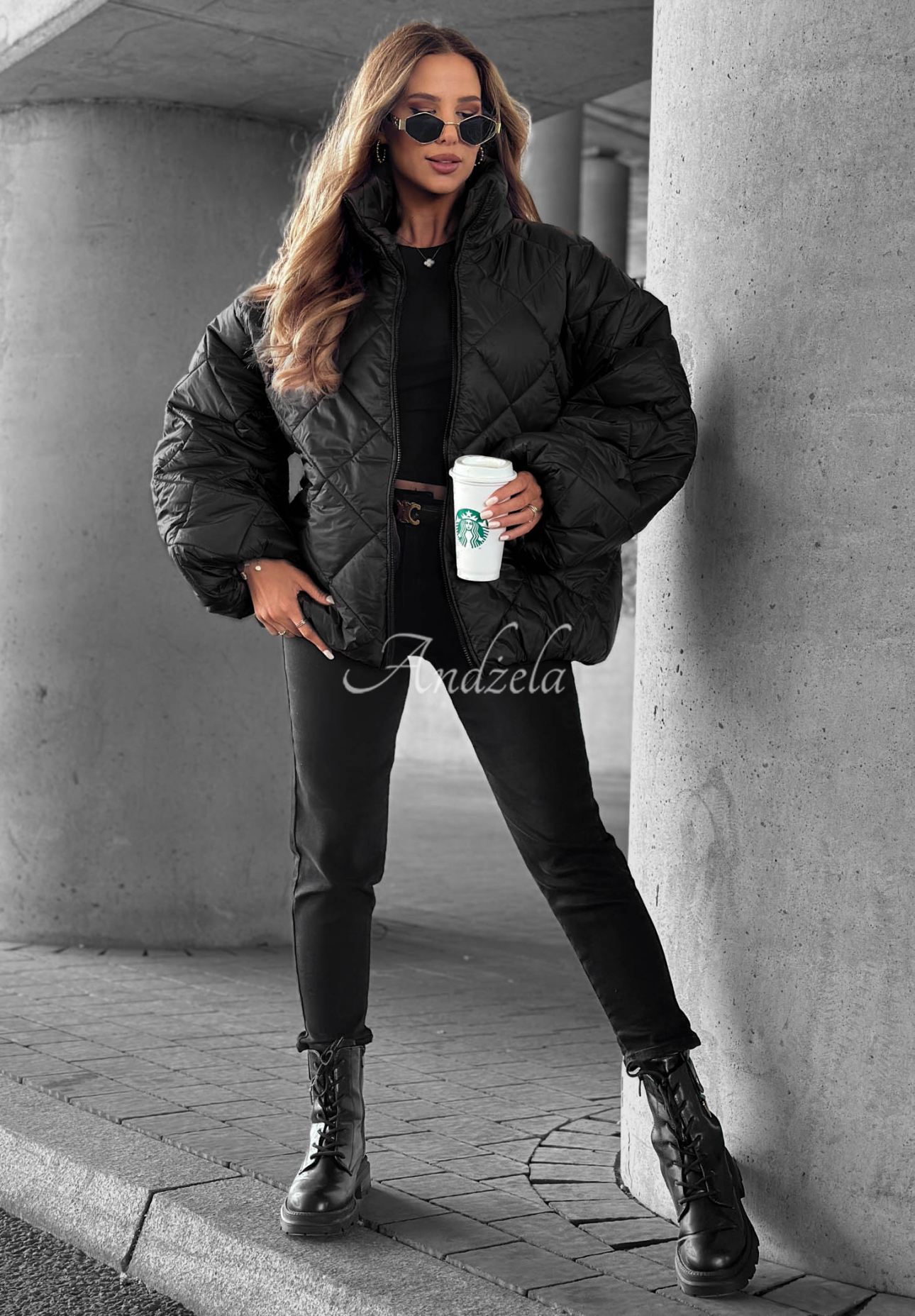 Krátká prošívaná oversize bunda Fall Favorites černá