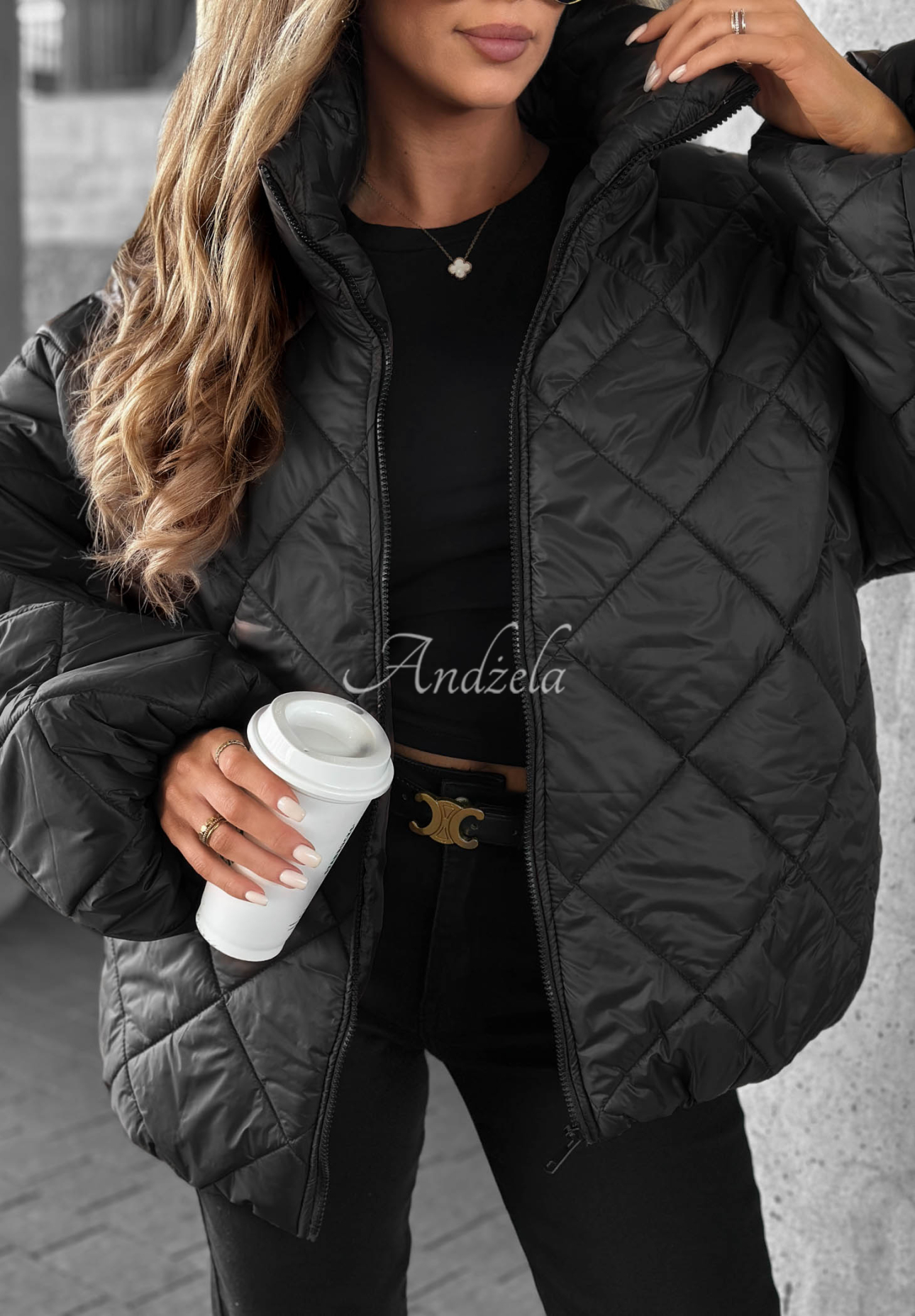 Krátká prošívaná oversize bunda Fall Favorites černá