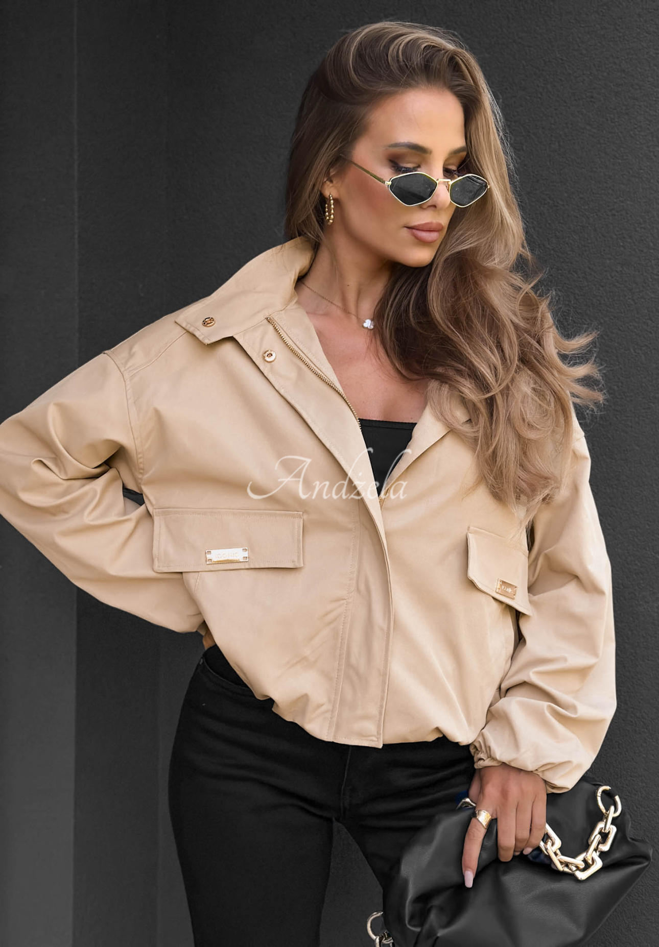 Krátká bunda bomber s kapucí Street Chic béžová