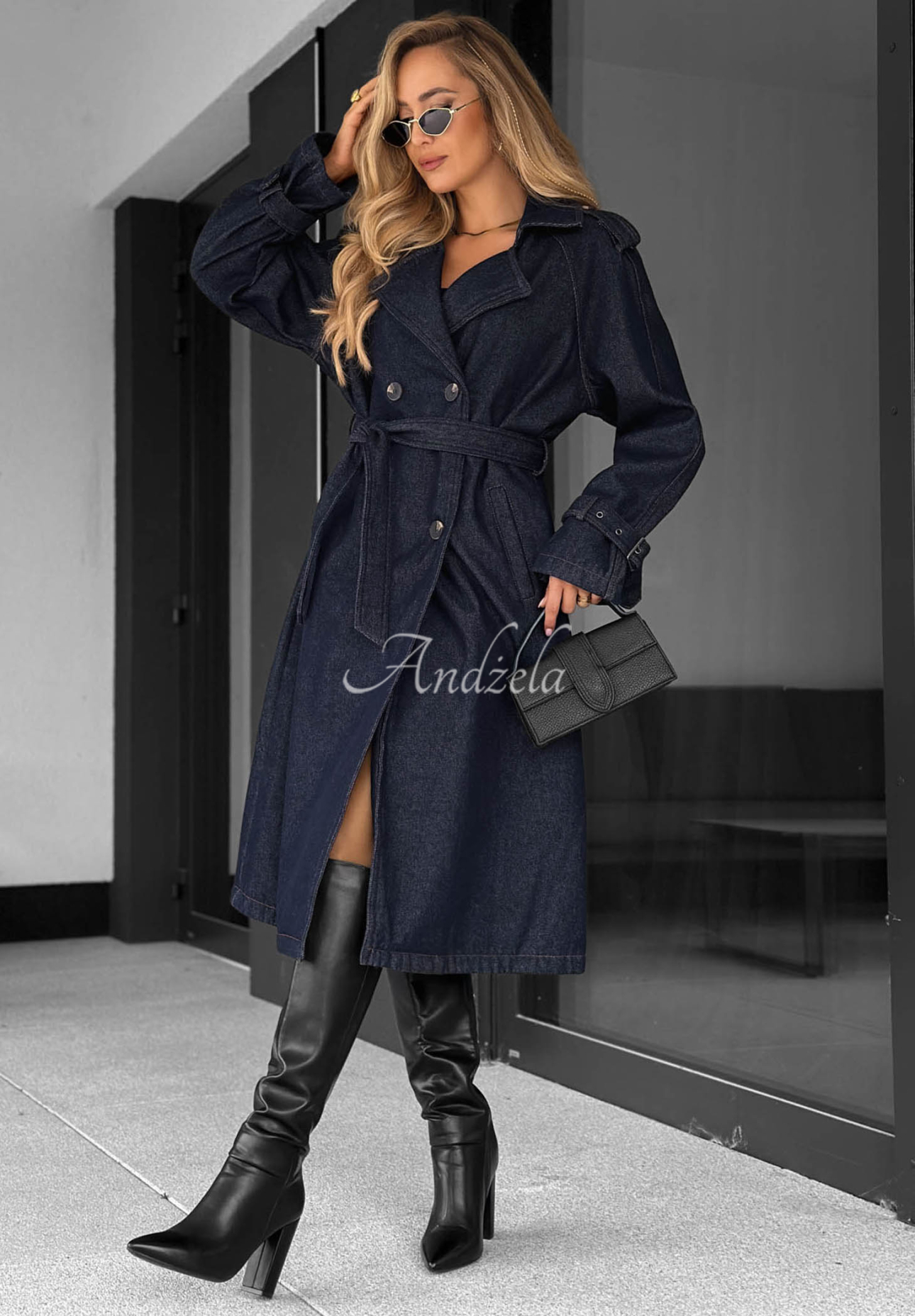 Dlouhý džínový trenčkot s páskem Autumn Outfits tmavě modrý