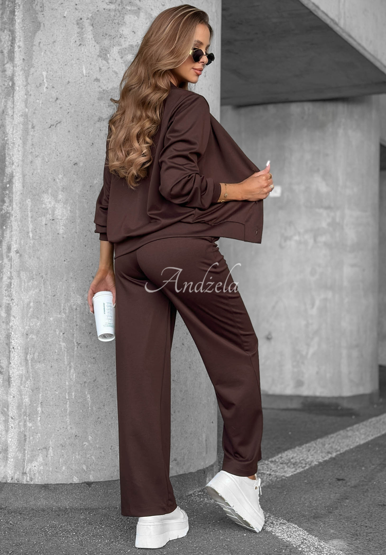 Bavlněná tepláková souprava s mikinou na knoflíky a kalhotami Comfort Story čokoládový