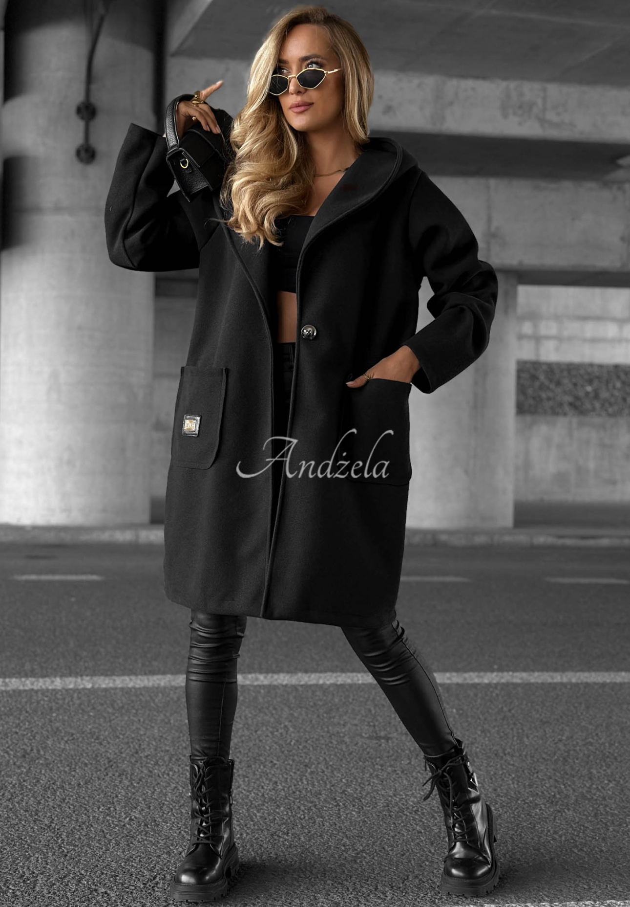 Dlouhý oversize kabát s kapucí Autumn Coat Černé
