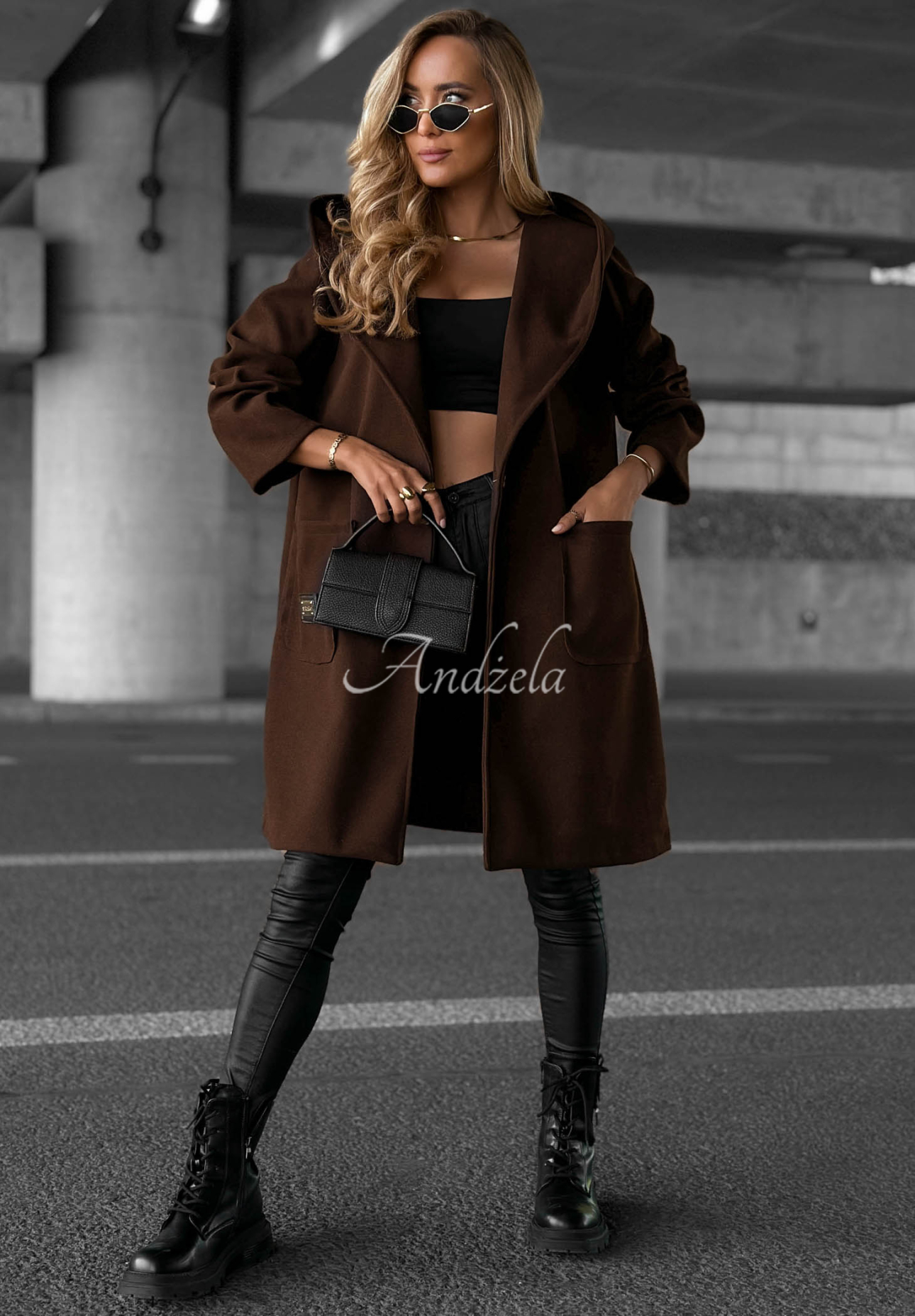Dlouhý oversize kabát s kapucí Autumn Coat čokoládový